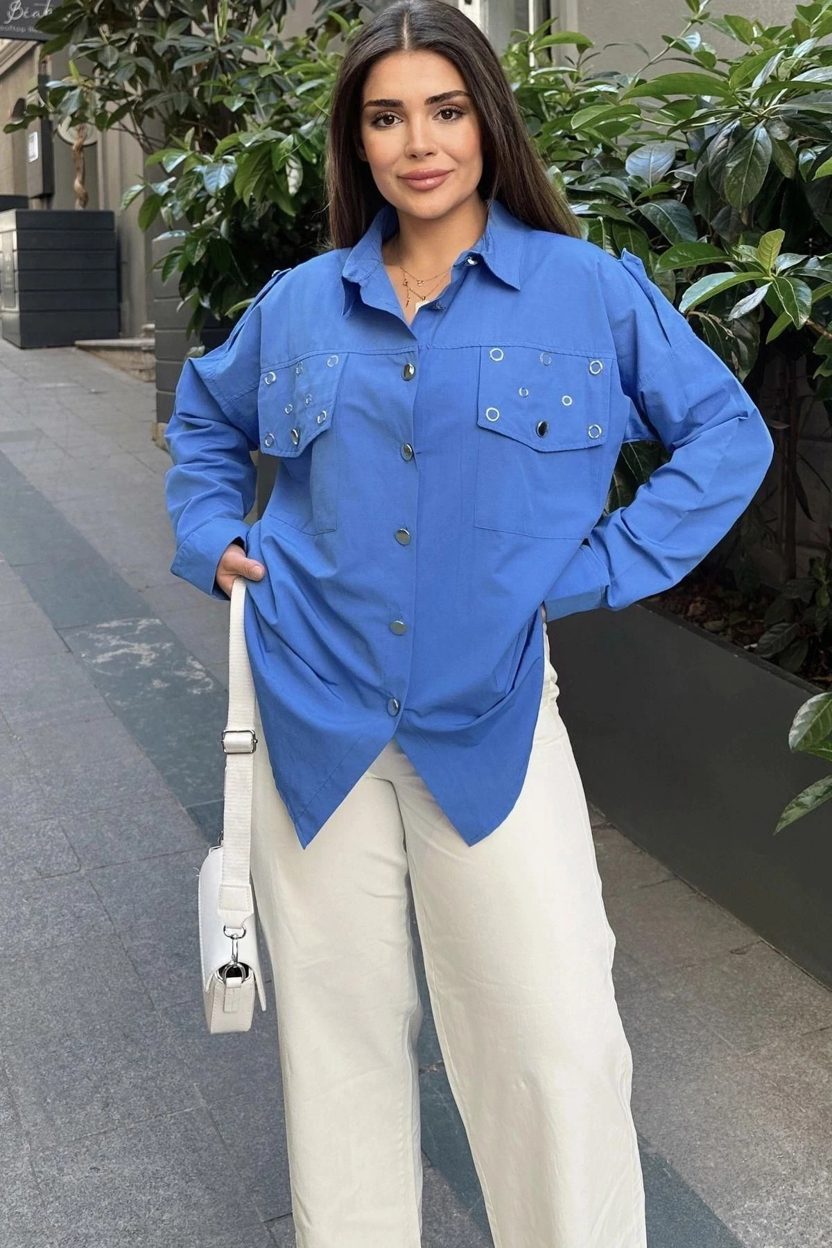 Kadın Saks Apolet Ve Zımba Detaylı, Salaş Kesim, Terletmez, Poplin Gömlek