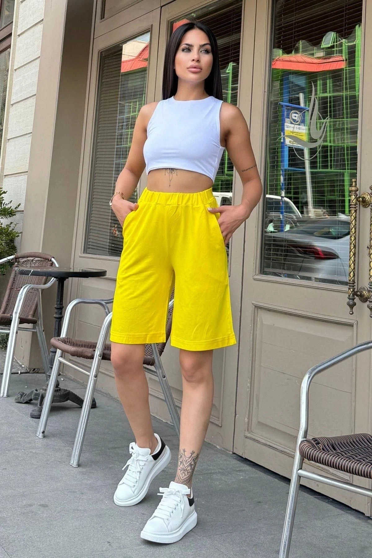 Kadın Sarı Duble Paça, Beli Lastikli Terletmez, Cepli, Salaş Kapri Şort