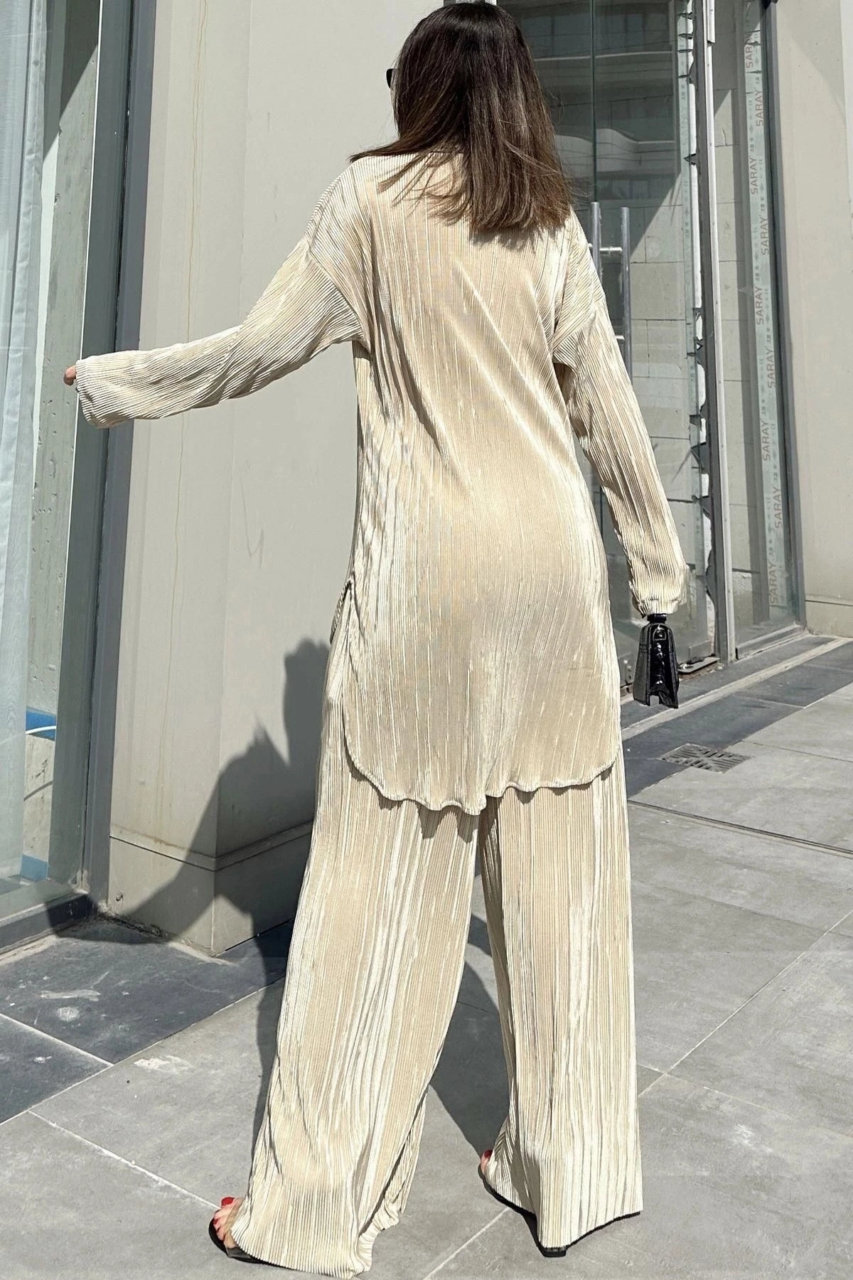 Kadın Sarı Uzun Tunik Gömlek & Beli Lastikli, Bol Paça Pantolon - Salaş Bürümcük Takım