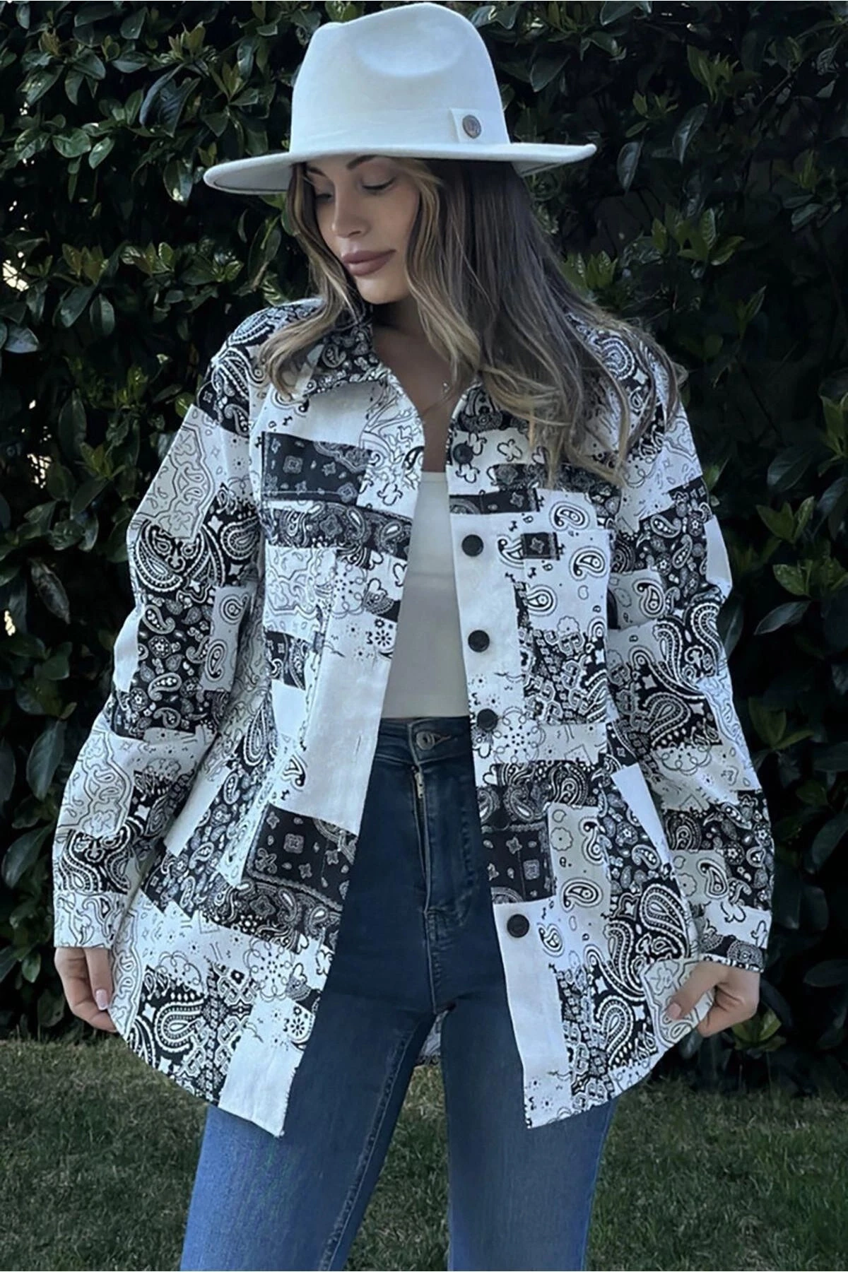 Kadın Siyah Desenli Gabardin Kumaş, Eteği Oval Kesim, Cepli, Oversize Gömlek