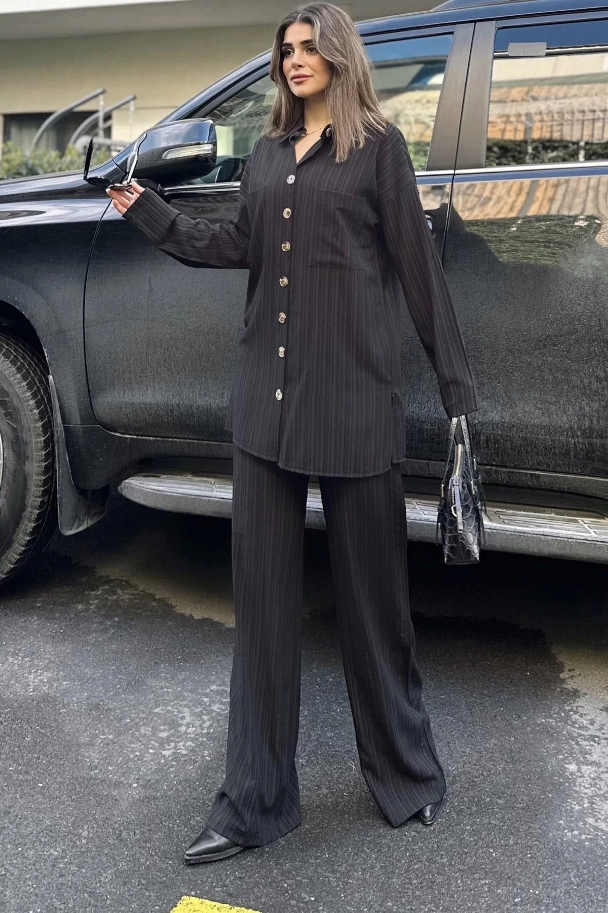 Kadın siyah Gofre Kumaş, Çift Cepli Gömlek & Bol Paça Pantolon - Salaş Alt & Üst Takım