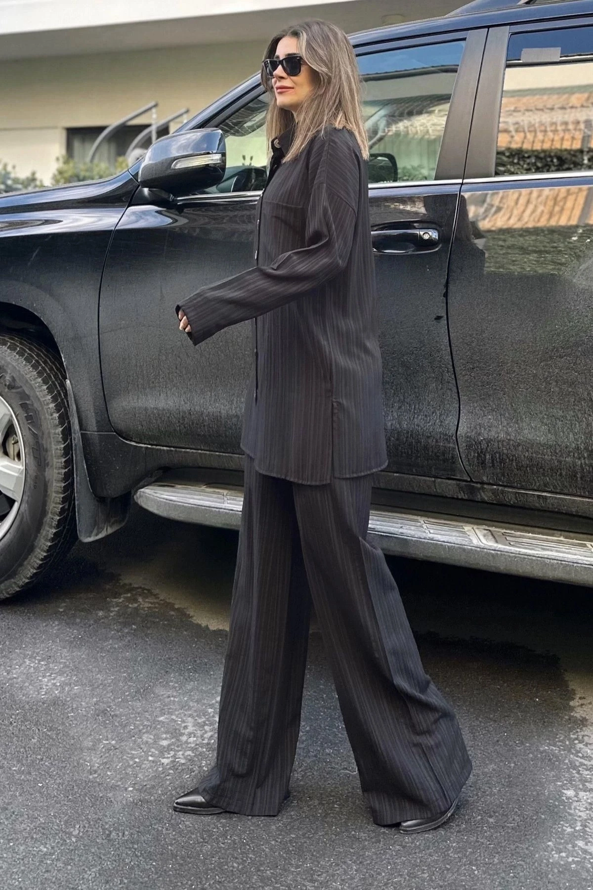 Kadın siyah Gofre Kumaş, Çift Cepli Gömlek & Bol Paça Pantolon - Salaş Alt & Üst Takım