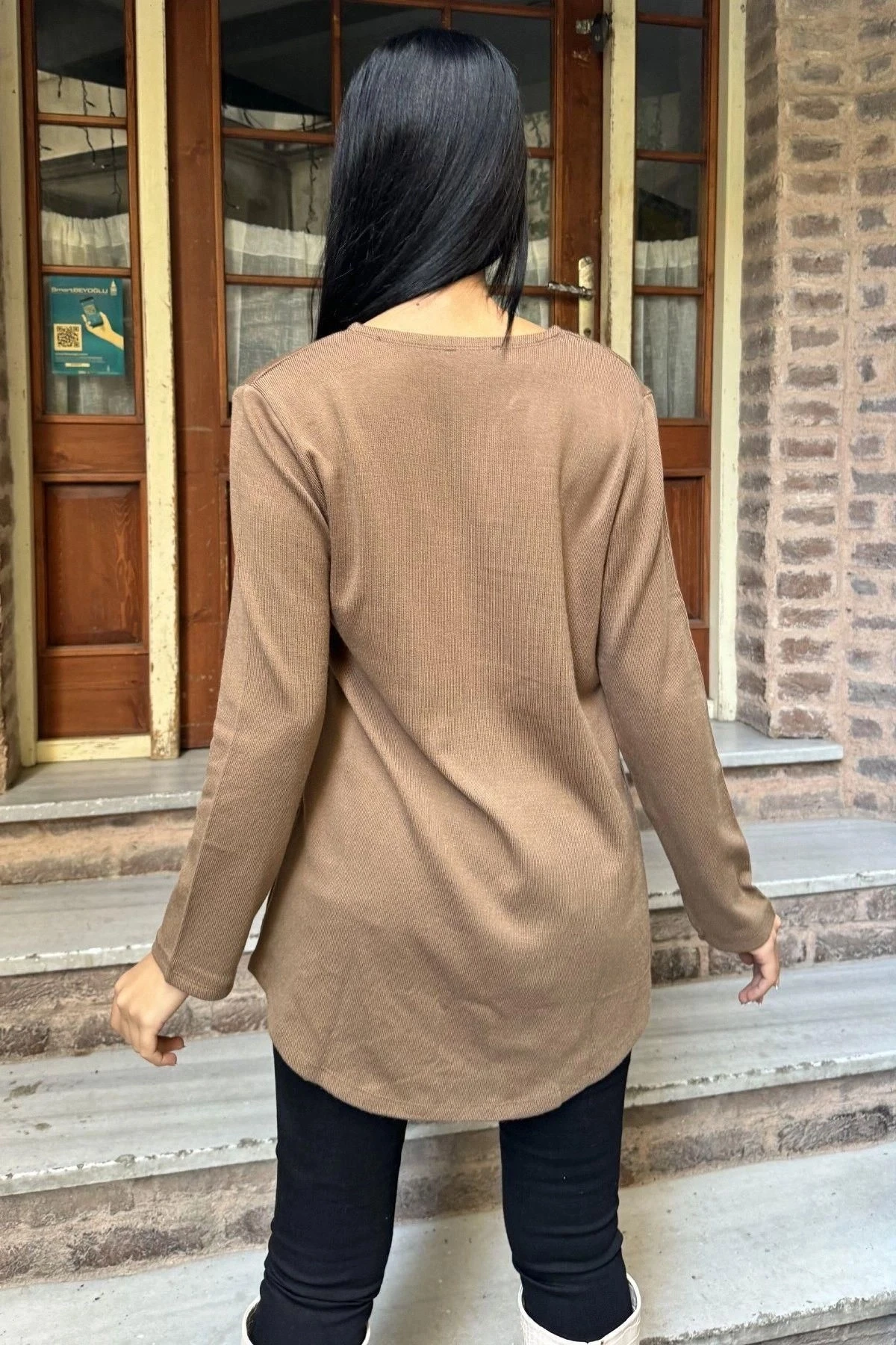 Kahve Asimetrik Kesim, Düğmeli, Salaş Hırka Bluz