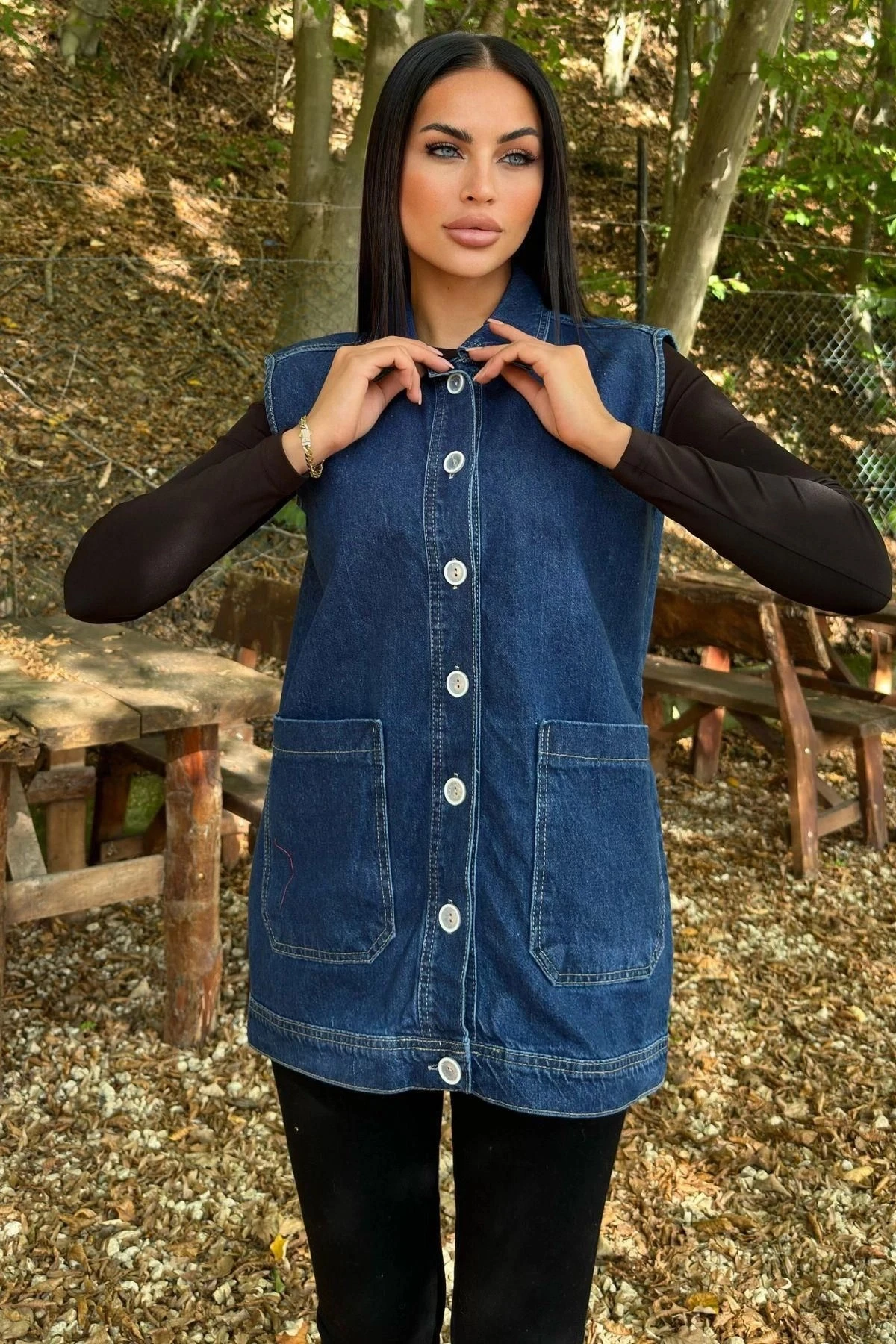 Mavi Denim Kolsuz, Düğmeli, Geniş Cepli Uzun Kot Yelek