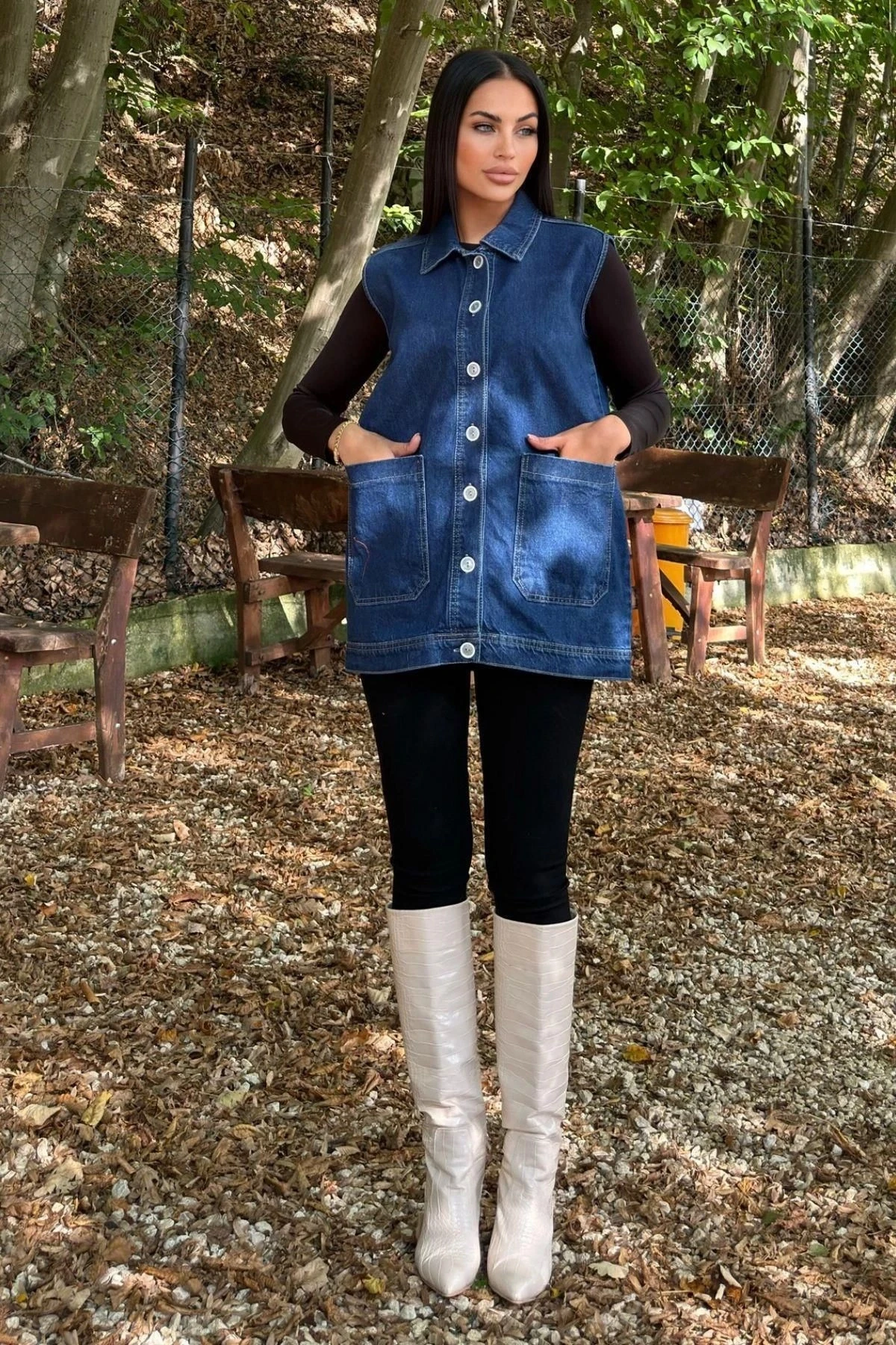Mavi Denim Kolsuz, Düğmeli, Geniş Cepli Uzun Kot Yelek
