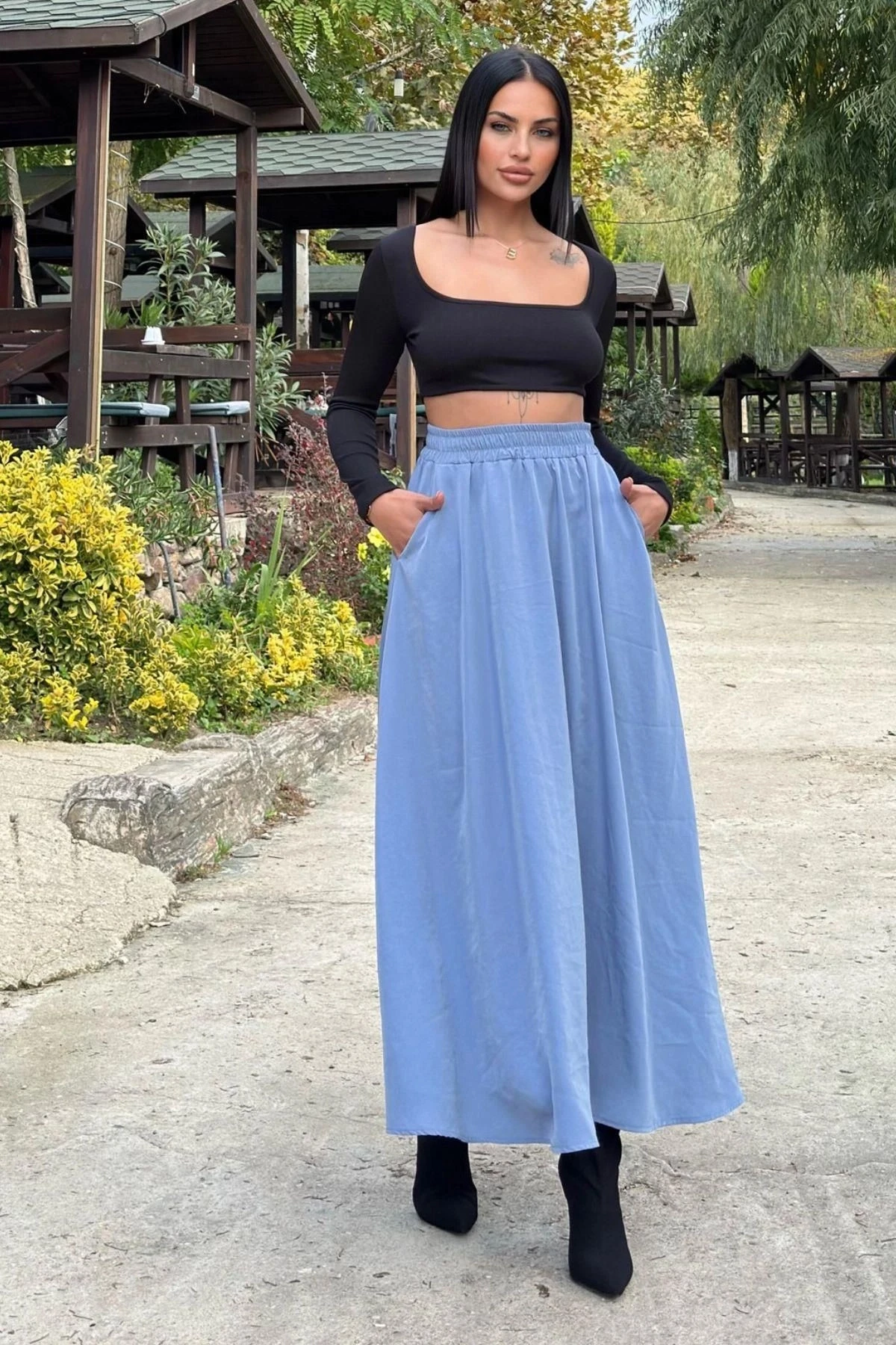 Mavi Lastikli Yüksek Bel, A Kesim, Dökümlü Ve Salaş, Uzun Kupra Etek