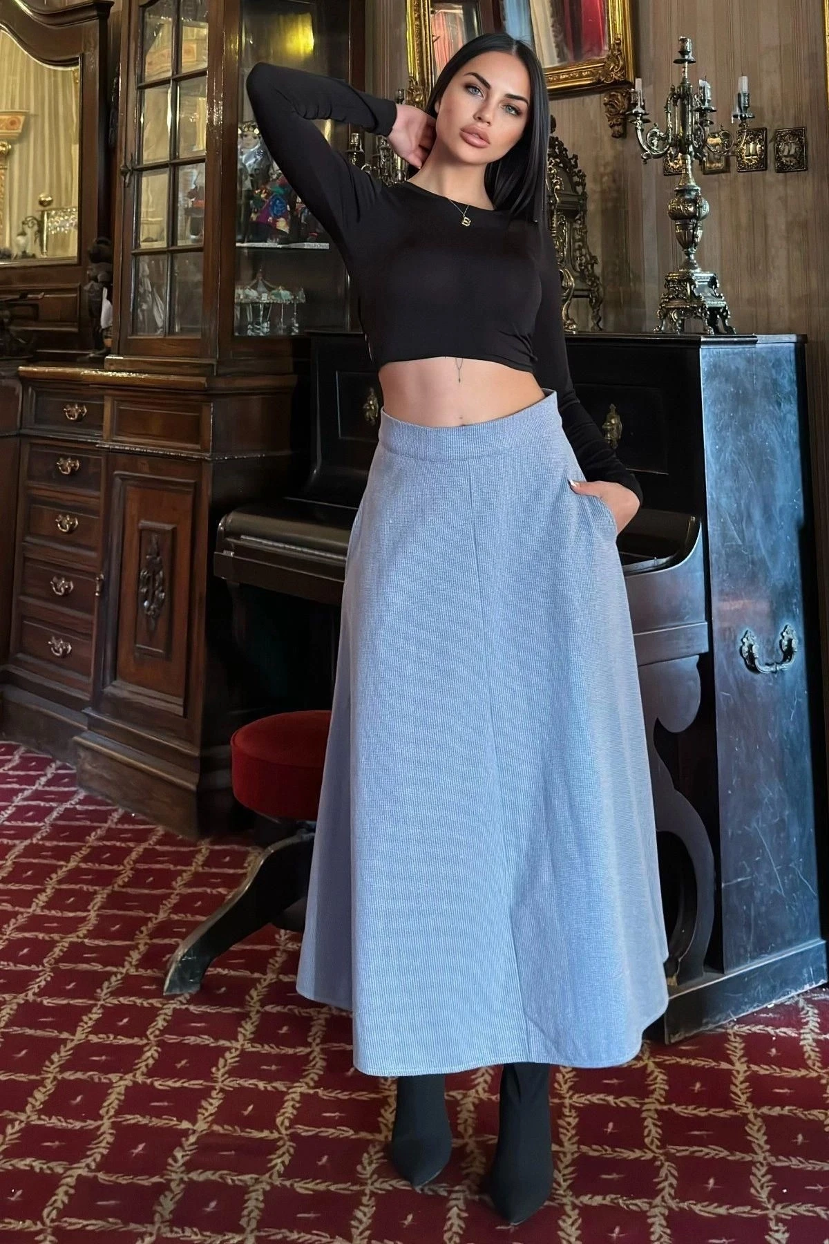 Mavi Yüksek Bel, Cepli, Kiloş Kesim, Pötikare Örme Kaşe Uzun Etek