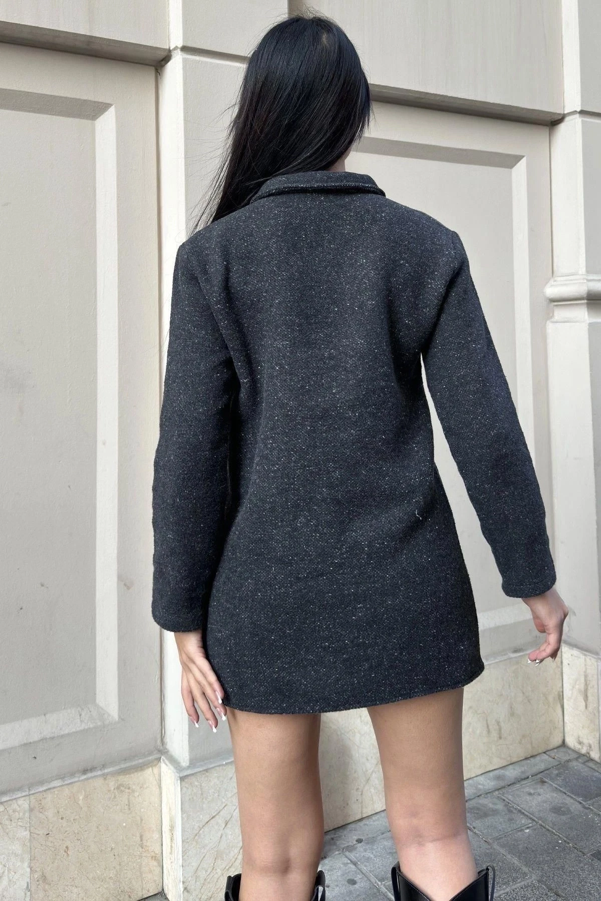 Siyah Çift Cepli, Yumuşak Dokulu Uzun Kaşe Ceket