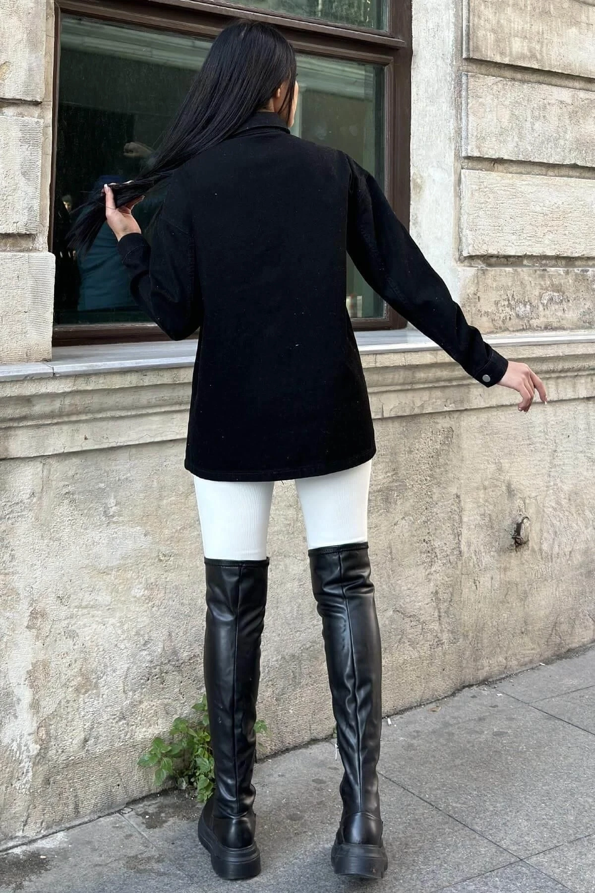 Siyah Geniş Cepli, Düğme Detaylı, Oversize Kot Ceket Gömlek