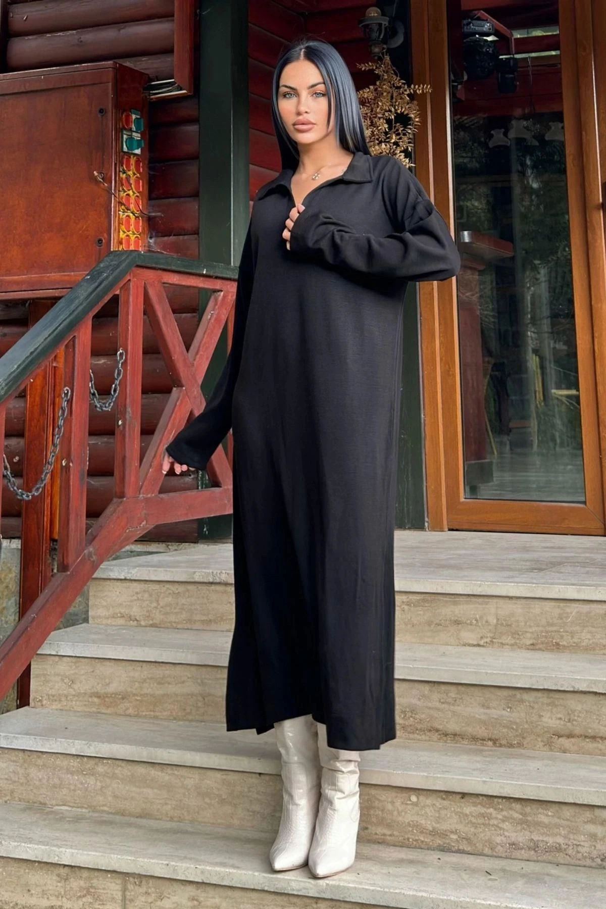 Siyah Polo Yaka, Uzun Kol, Yırtmaçlı, Salaş, Akrilik Örme Uzun Elbise