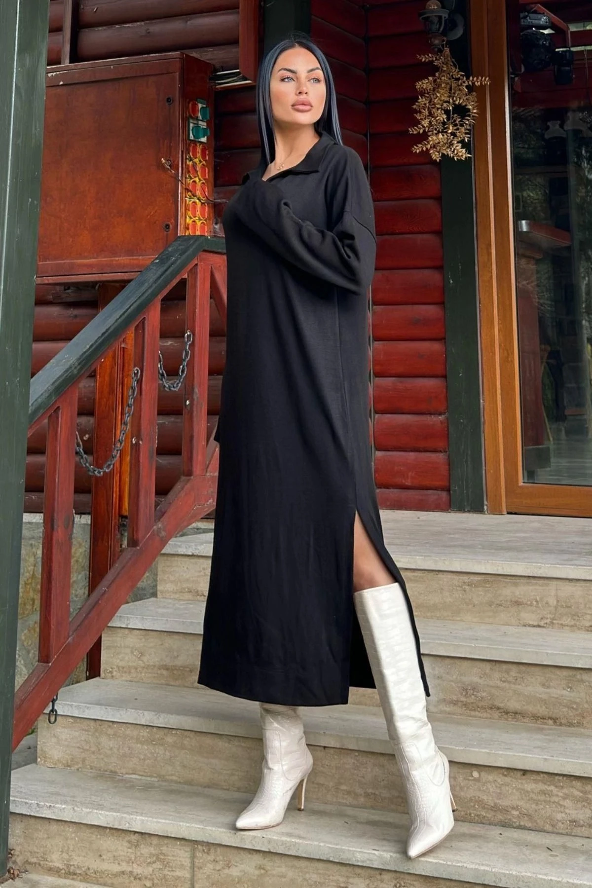 Siyah Polo Yaka, Uzun Kol, Yırtmaçlı, Salaş, Akrilik Örme Uzun Elbise