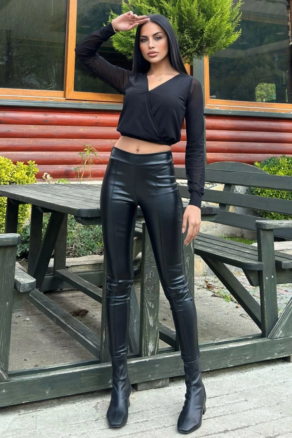 Siyah Yüksek Bel, Arkası Lastikli, Esnek Deri Tayt