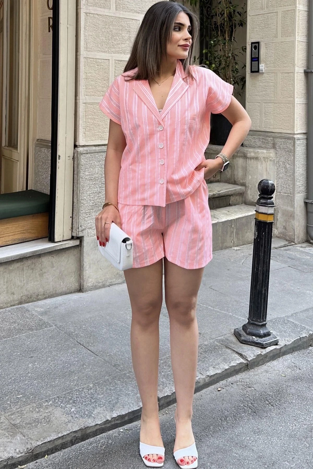 Turuncu Apaş Yaka, Kısa Kol Gömlek & Beli Lastikli, Cepli Şort - Çizgi Desen Fisto Alt Üst Takım