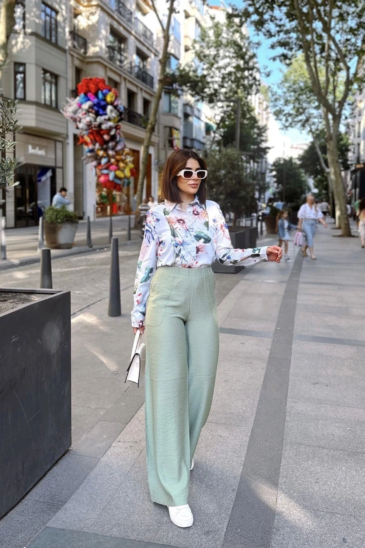 Haki İspanyol Bol Paça, Lastikli Bel, Keten/Airobin Kumaş, Salaş , Cepli, İç Göstermez Pantolon