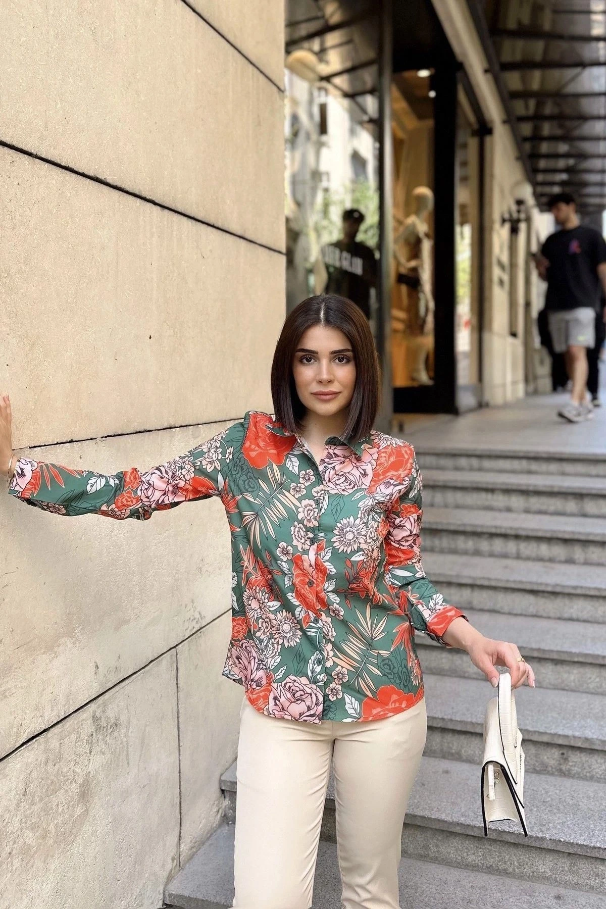 Haki Klasik Yaka, Uzun Kol, Digital Baskılı Kumaş, Regular Kalıp/Kesim, Gömlek