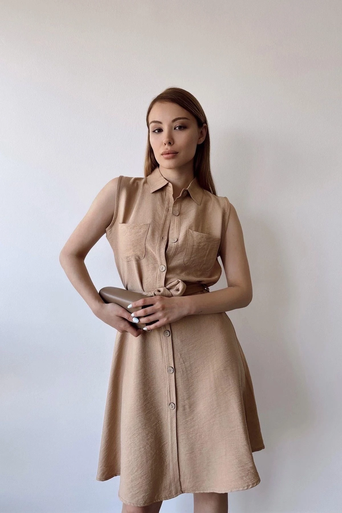 Kadın Bej Kolsuz, Gömlek Yaka, Düz Renk Desen, Çift Cep, A-line Kesim, Aerobin, Kuşaklı Midi Elbise
