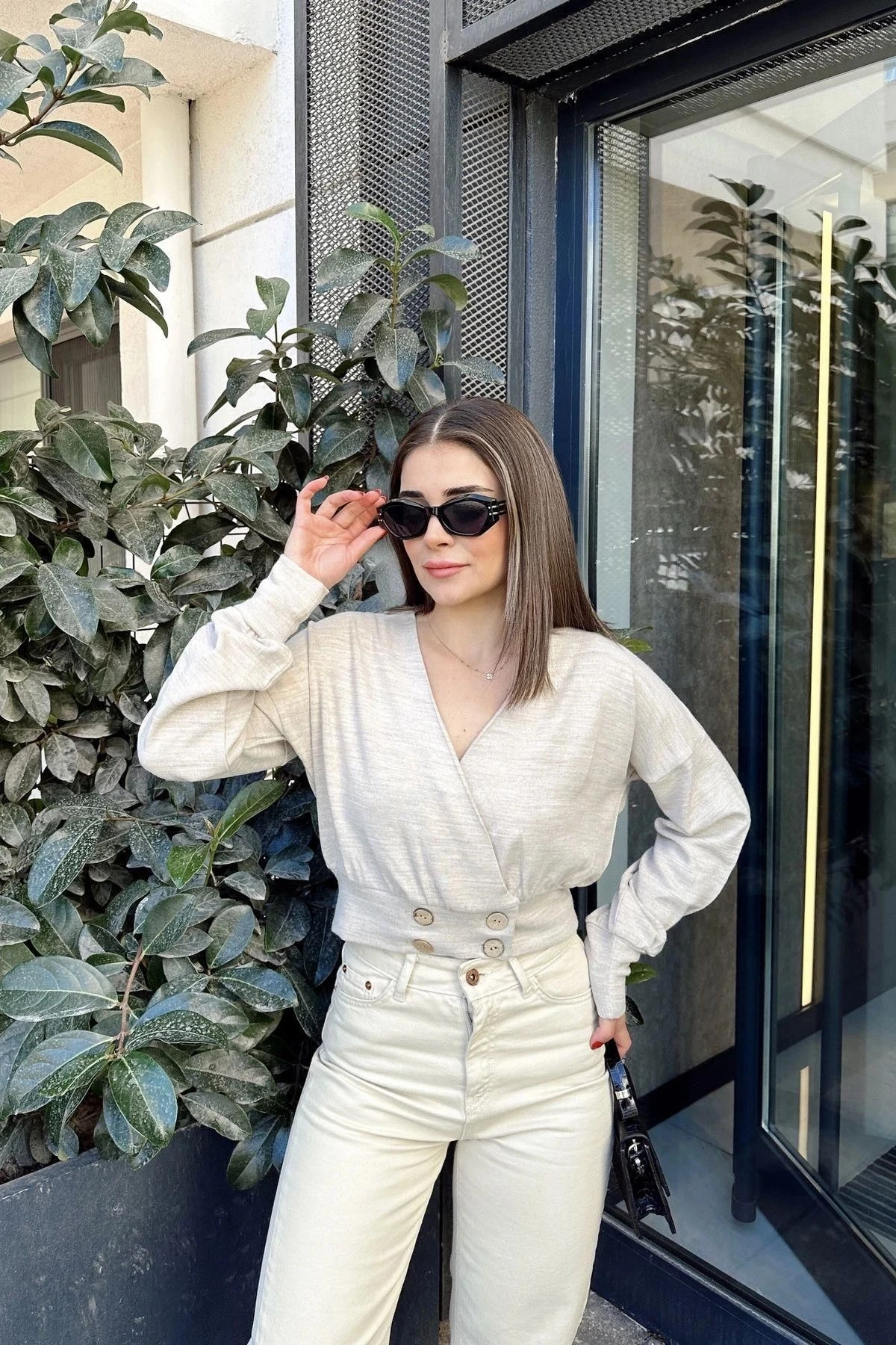 Kadın Bej Uzun Balon Kol, Düğme Detaylı, Kruvaze Bluz Ceket