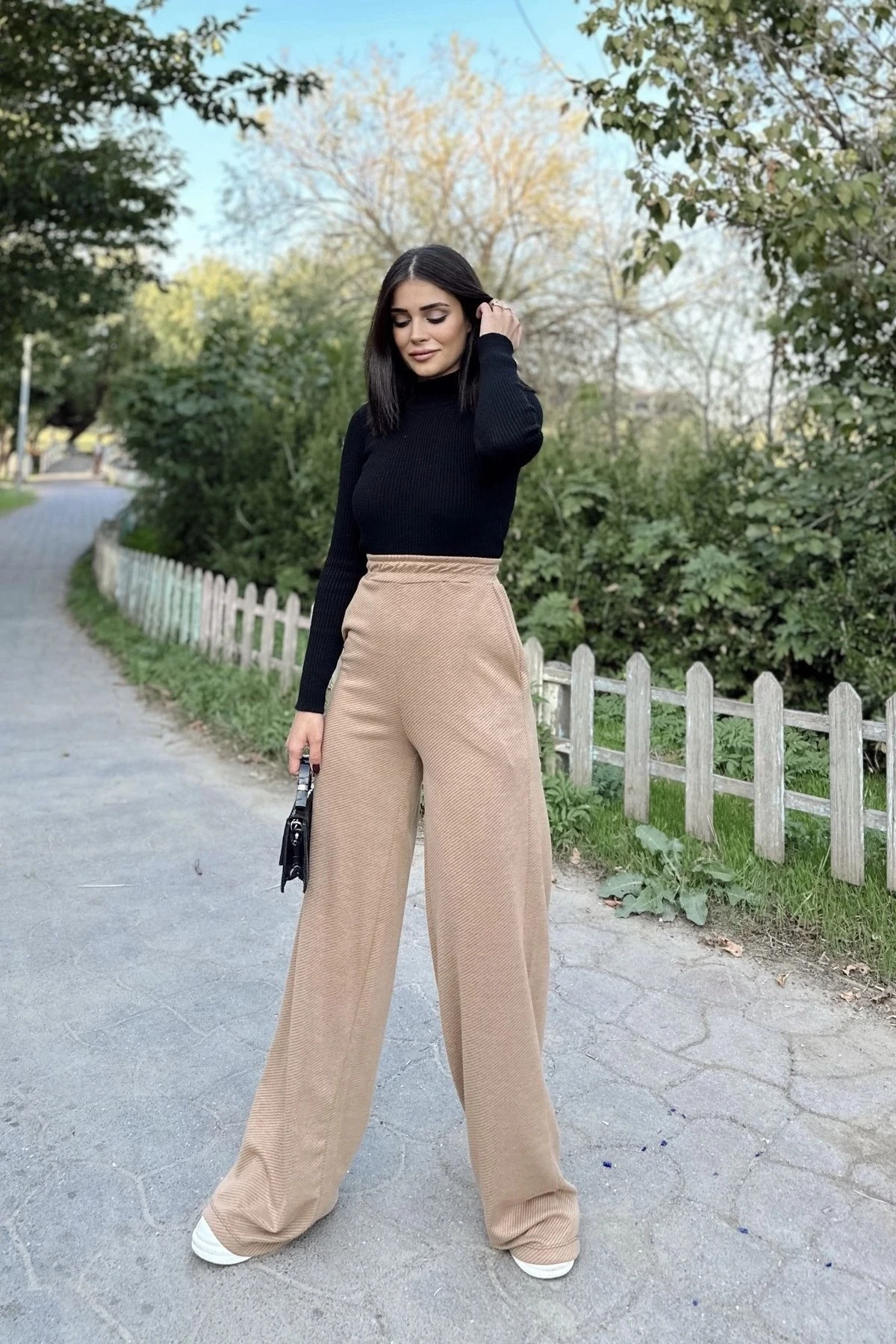 Kadın Camel Beli Lastikli, Cepli Örme Dokuma Kumaş, Bol Paça, Salaş Pantolon