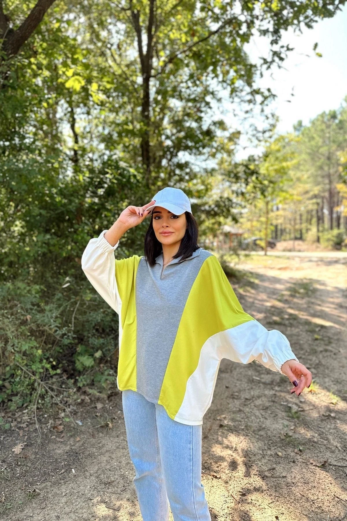 Kadın Gri Polo Yaka, Uzun Yarasa Kol, Lastikli Manşet, Asimetrik Color Block, Salaş Sweatshirt Bluz