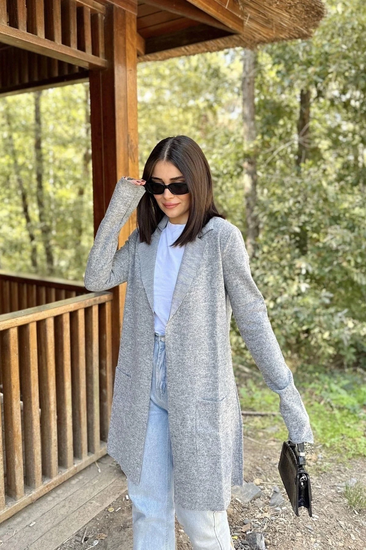 Kadın Gri Uzun Kol, Dokulu Kumaş, Lazer Kesim, Çift Cep Uzun Ceket Hırka - Tesettüre Uygun