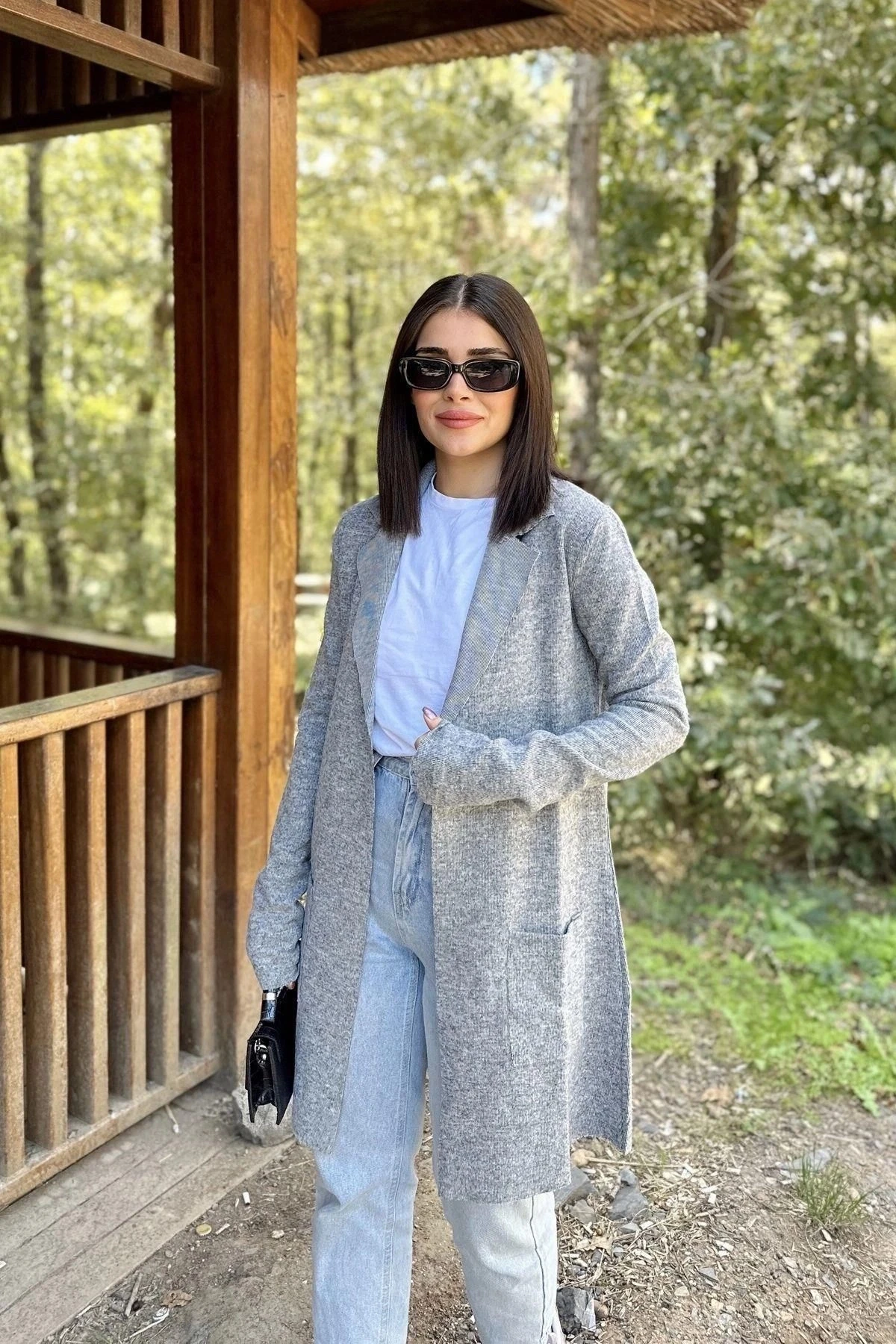 Kadın Gri Uzun Kol, Dokulu Kumaş, Lazer Kesim, Çift Cep Uzun Ceket Hırka - Tesettüre Uygun