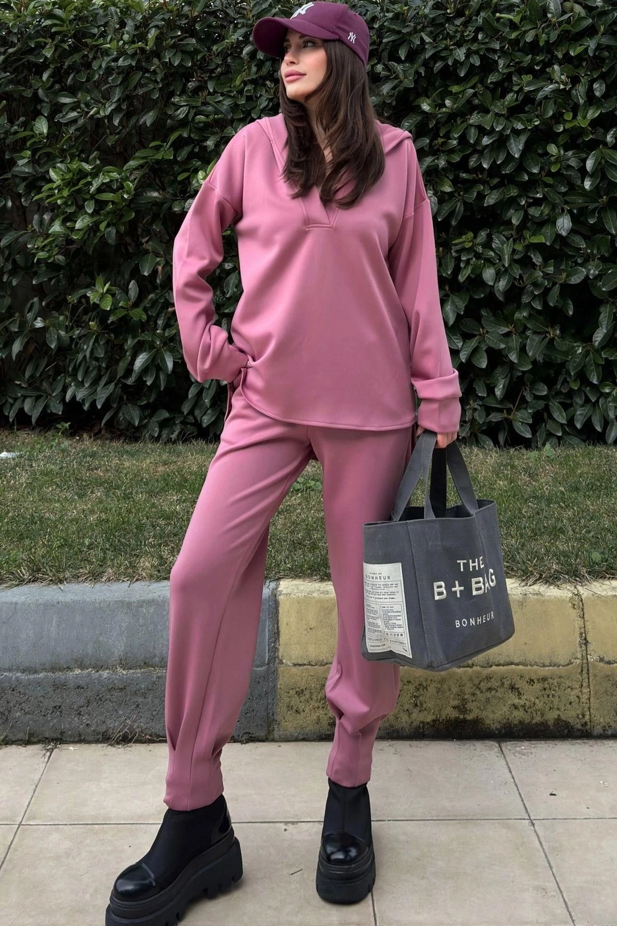 Kadın Gül Kurusu Scuba Kumaş, Rahat Kalıp, Pliseli Dar Paça Eşofman Altı