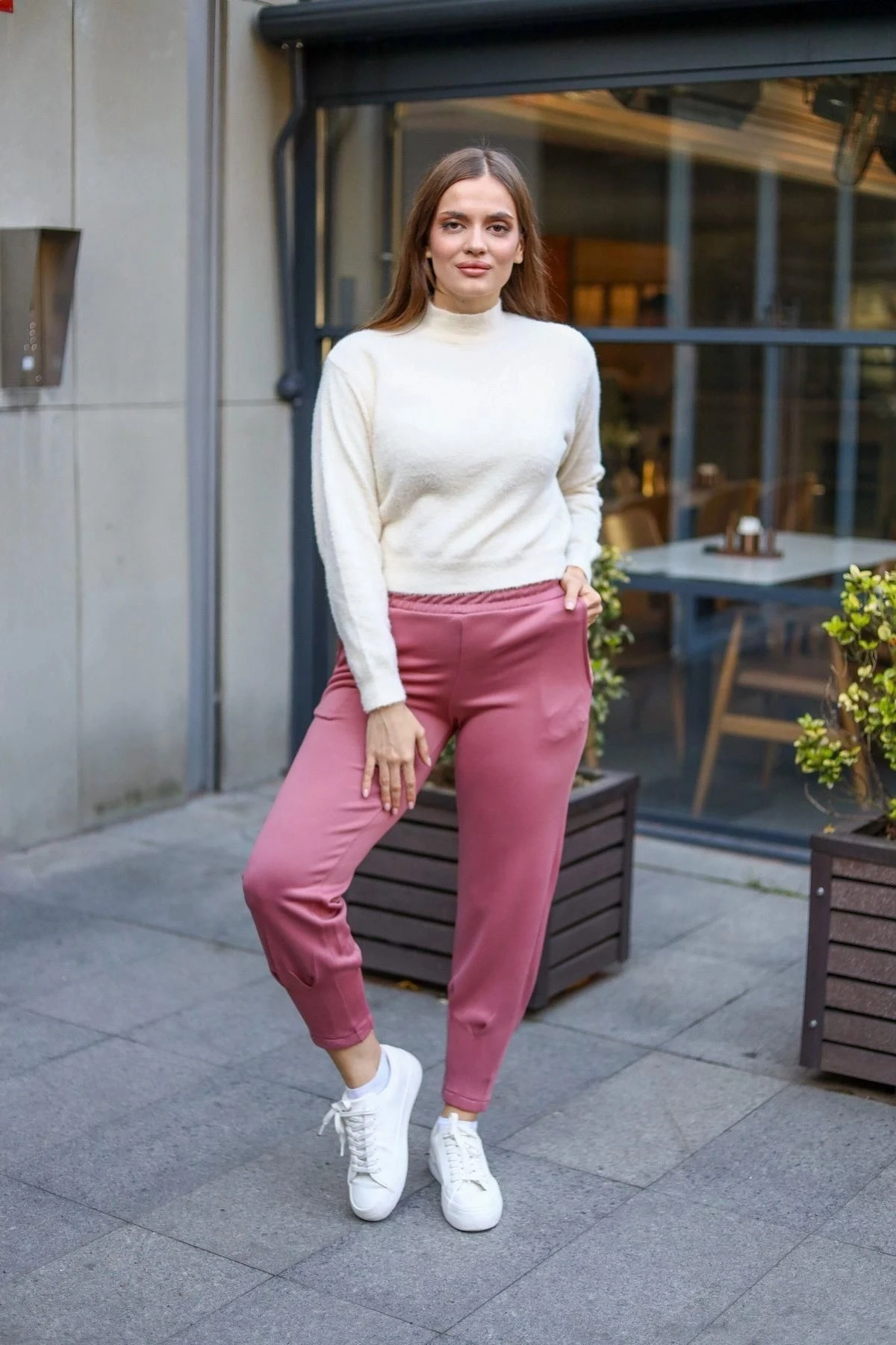 Kadın Gül Kurusu Scuba Kumaş, Rahat Kalıp, Pliseli Dar Paça Eşofman Altı