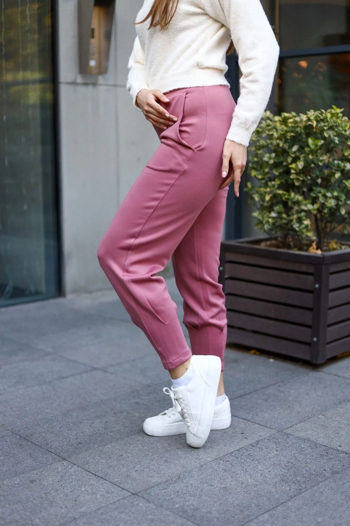 Kadın Gül Kurusu Scuba Kumaş, Rahat Kalıp, Pliseli Dar Paça Eşofman Altı