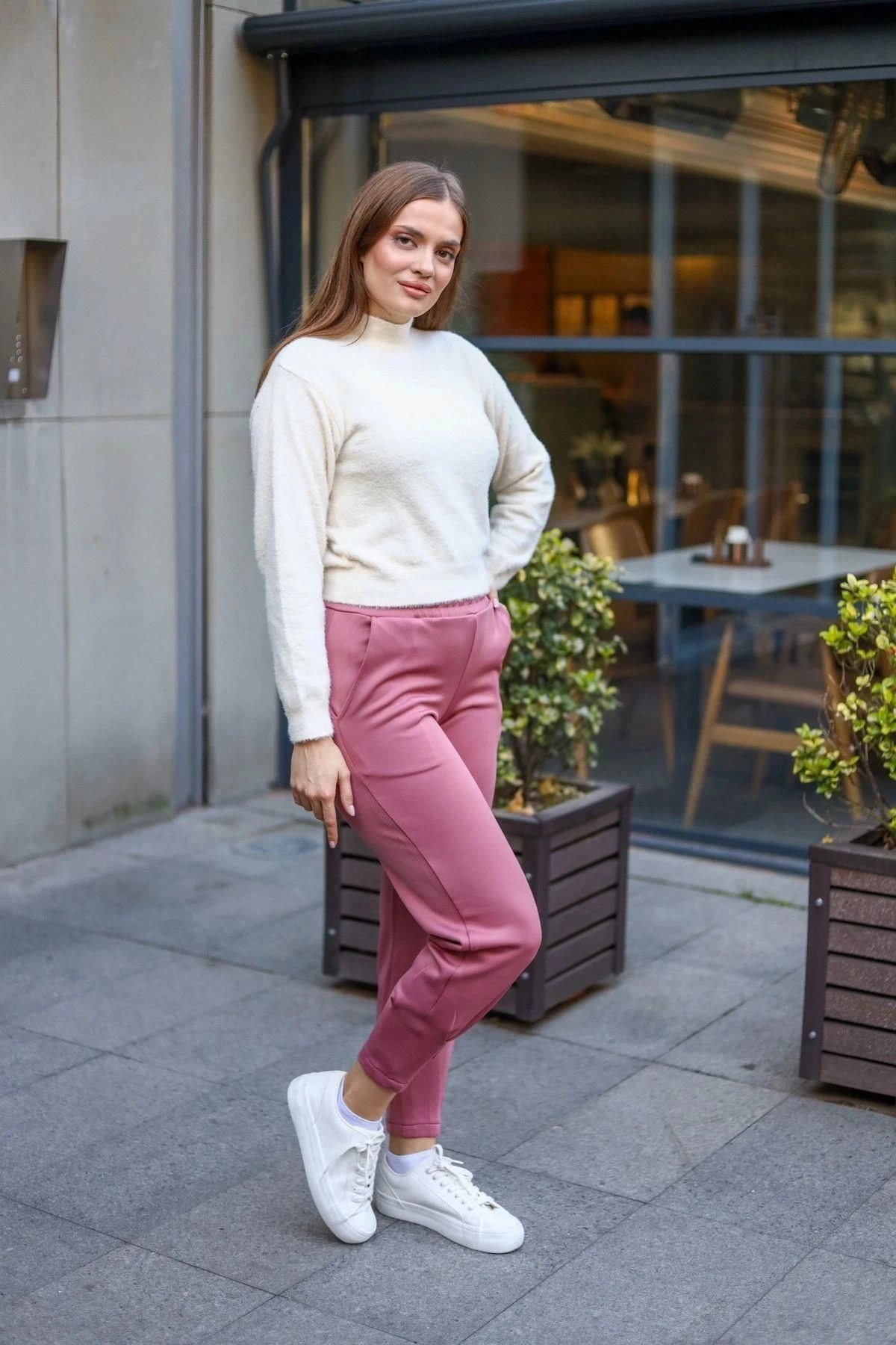 Kadın Gül Kurusu Scuba Kumaş, Rahat Kalıp, Pliseli Dar Paça Eşofman Altı