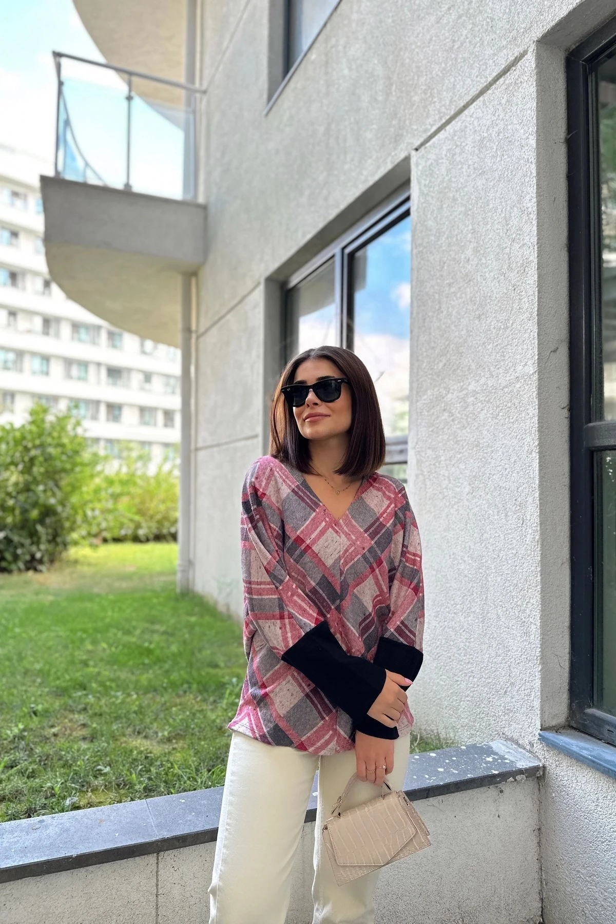 Kadın Gül Kurusu V Yaka Geometric Desen, Color Block Yarasa Kol Kazak & Bluz