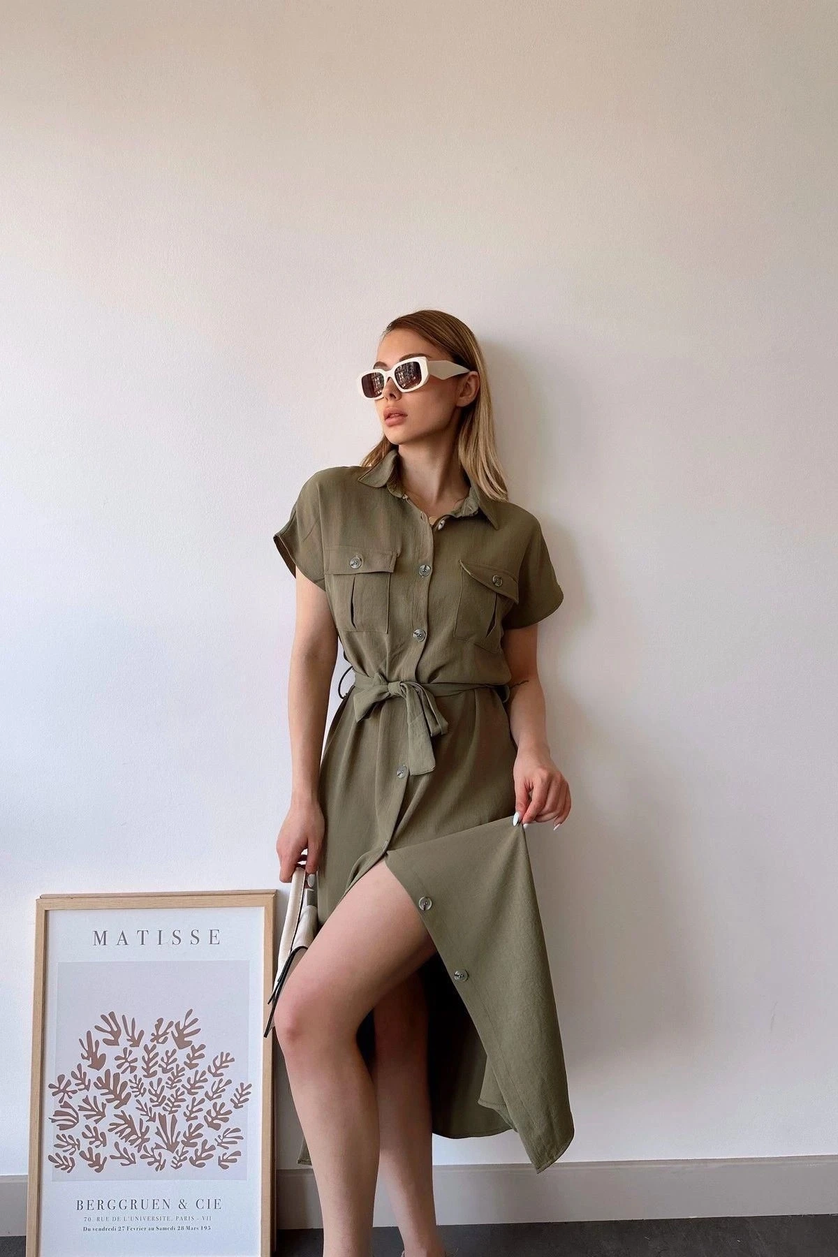 Kadın Haki Kısa Kol, Gömlek Yaka, Düz Desen, Çift Cepli, Aerobin Kumaş, Kuşaklı Maxi Elbise