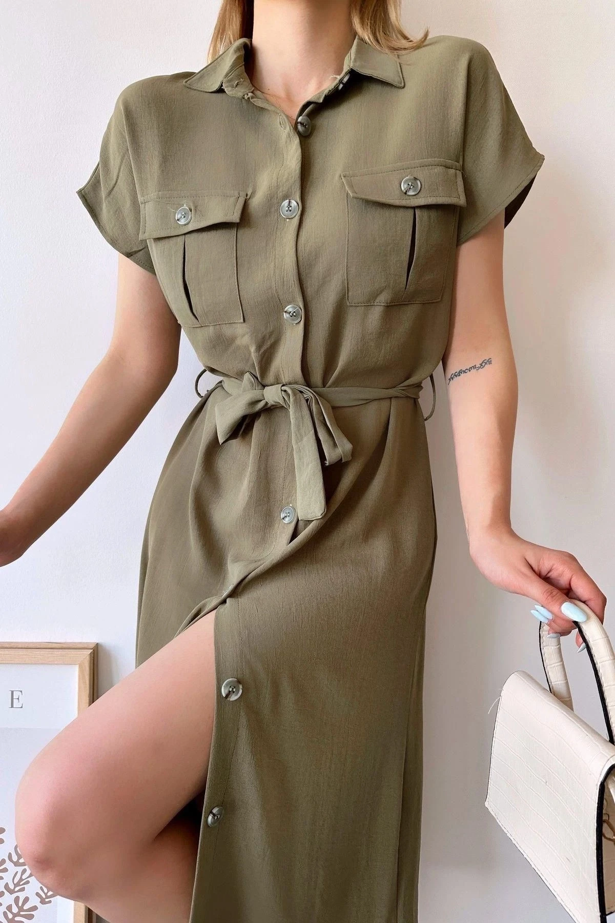 Kadın Haki Kısa Kol, Gömlek Yaka, Düz Desen, Çift Cepli, Aerobin Kumaş, Kuşaklı Maxi Elbise