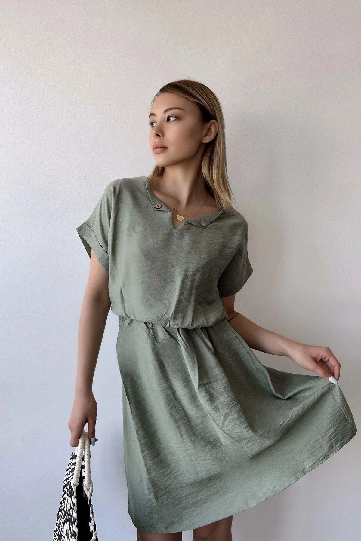 Kadın Haki Kısa Kol, Kalp Yaka, Dokulu Desen, Bele Oturan, Aerobin Lastikli Bel Midi Elbise