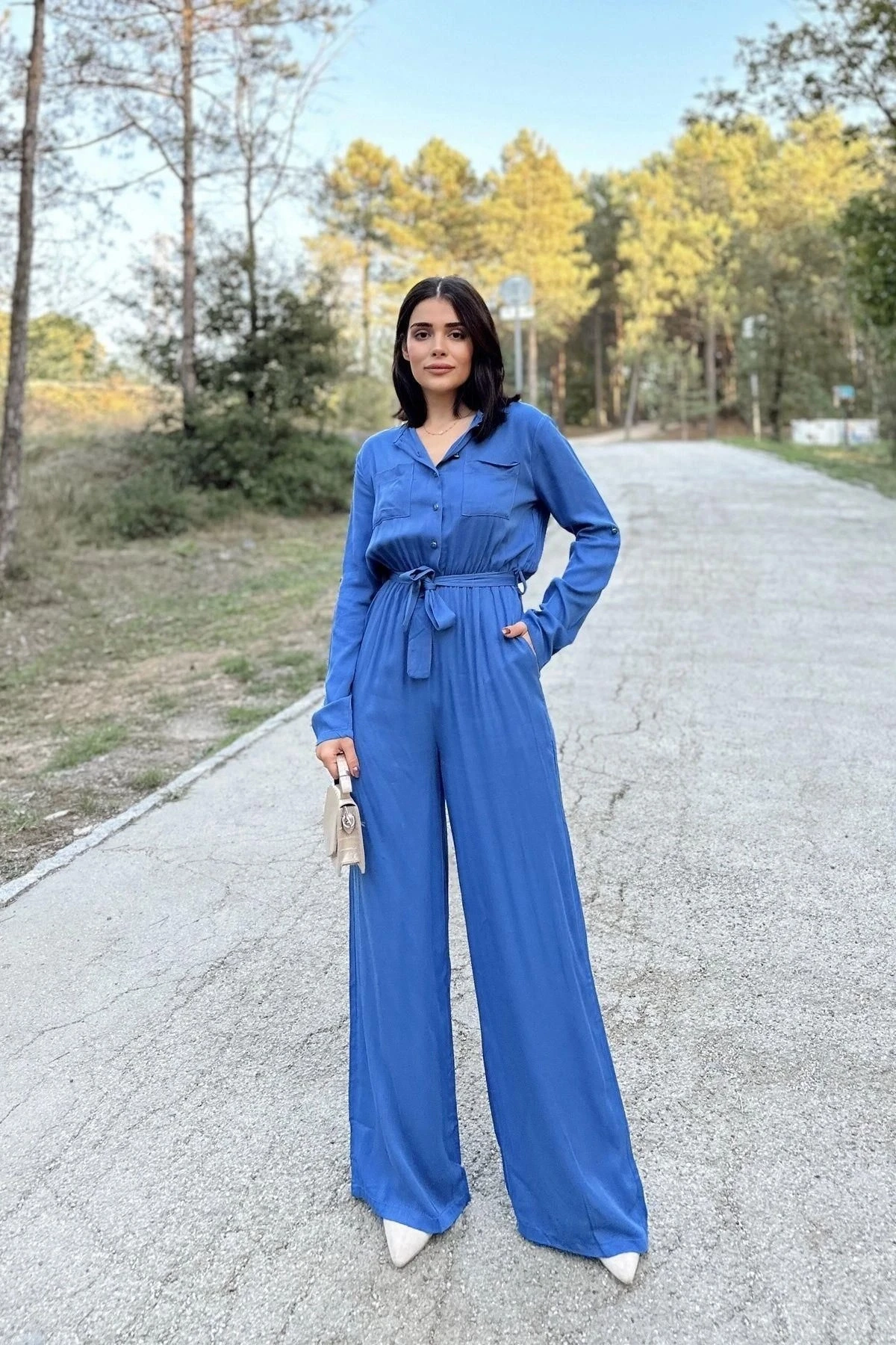 Kadın İndigo Uzun Kol, Yuvarlak Yaka, Beli Lastikli Ve Kemerli, Çift Cepli, Salaş Tulum