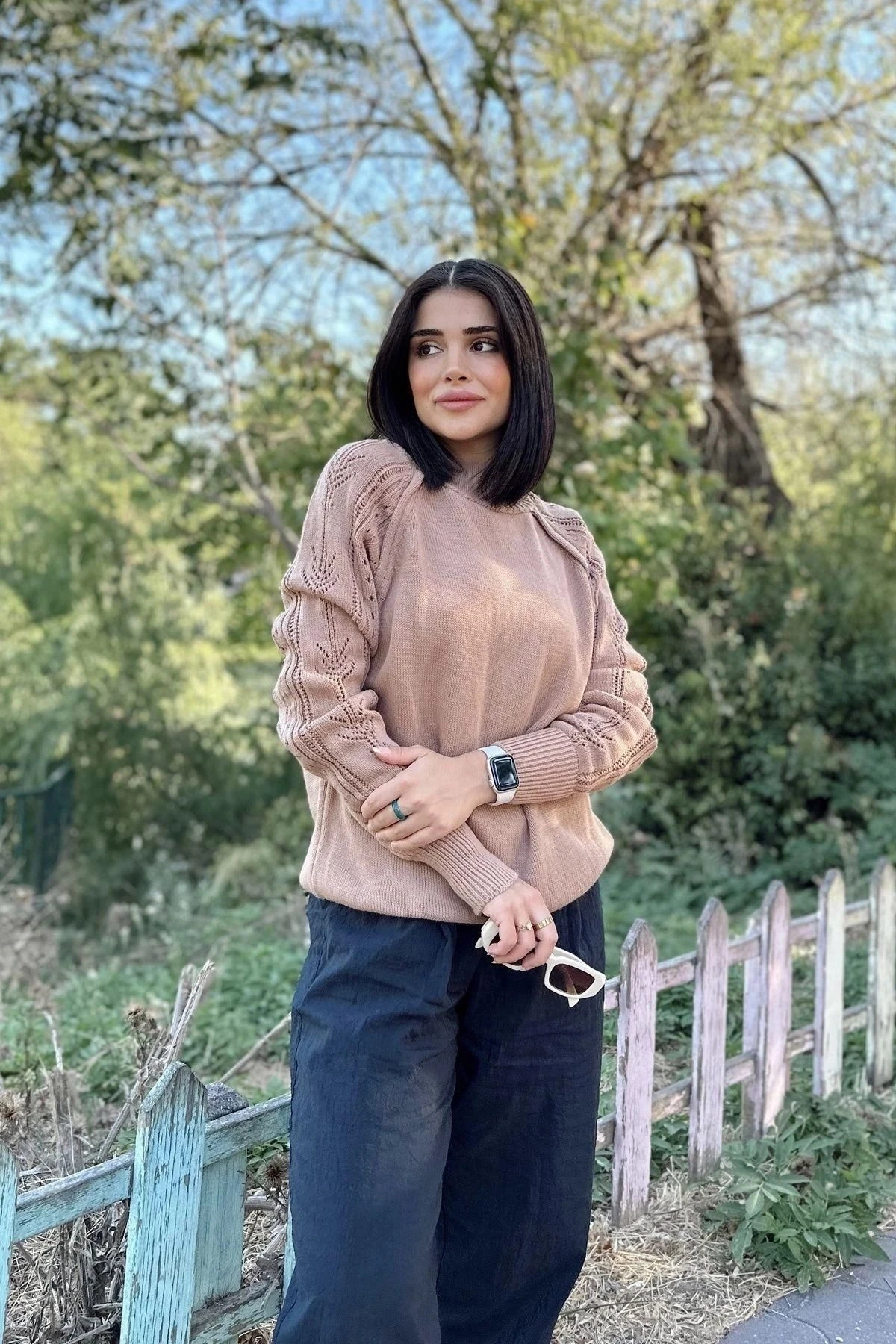 Kadın Kahve Yüksek Yaka, Desenli Uzun Kol Detaylı, Yumuşak Dokulu, Salaş Triko Kazak