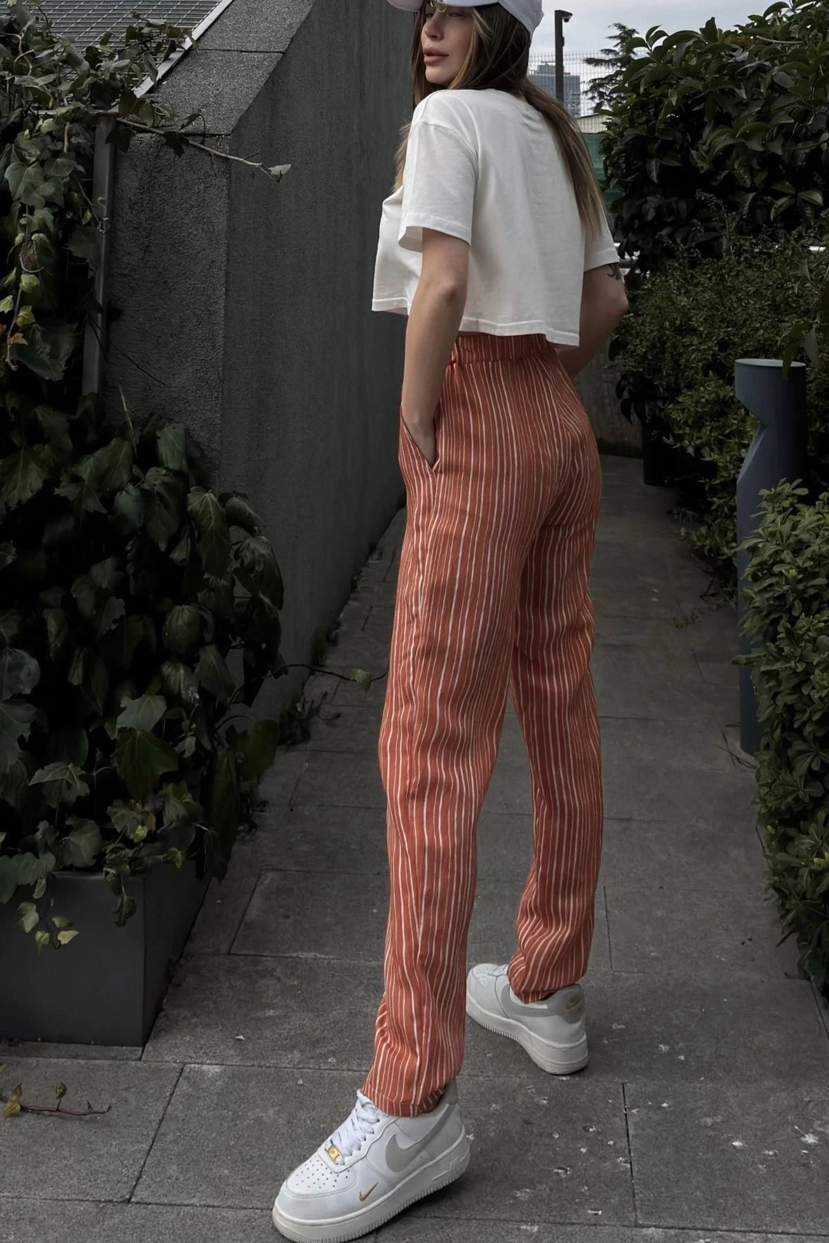 Kadın Kiremit Çizgili, Beli Lastikli, Cepli, Salaş Spor Pantolon