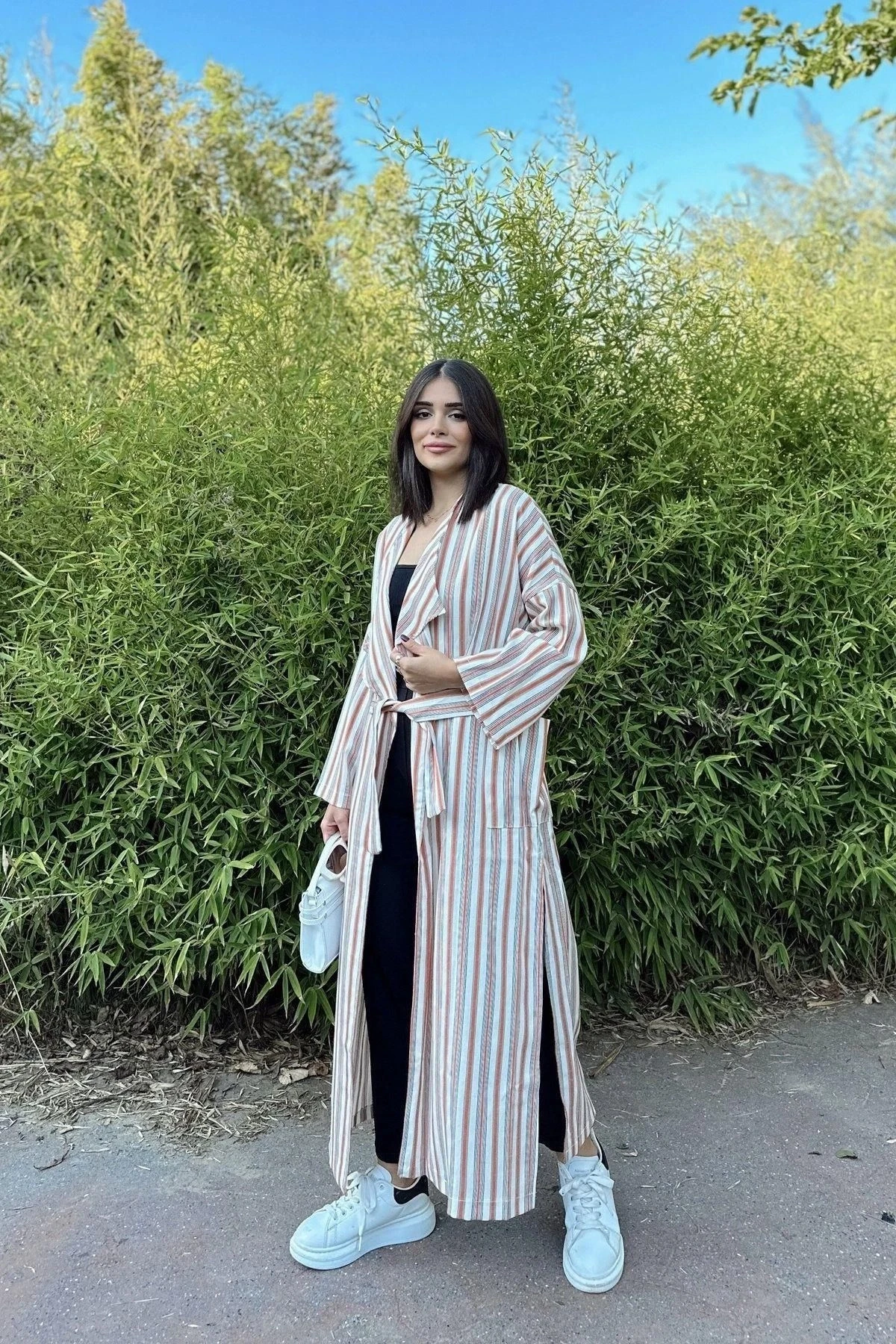 Kadın Kiremit & Ekru Çizgili Kruvaze Yaka, Kemerli, Salaş Kesim, Yırtmaçlı, Çizgili, Uzun Trençkot