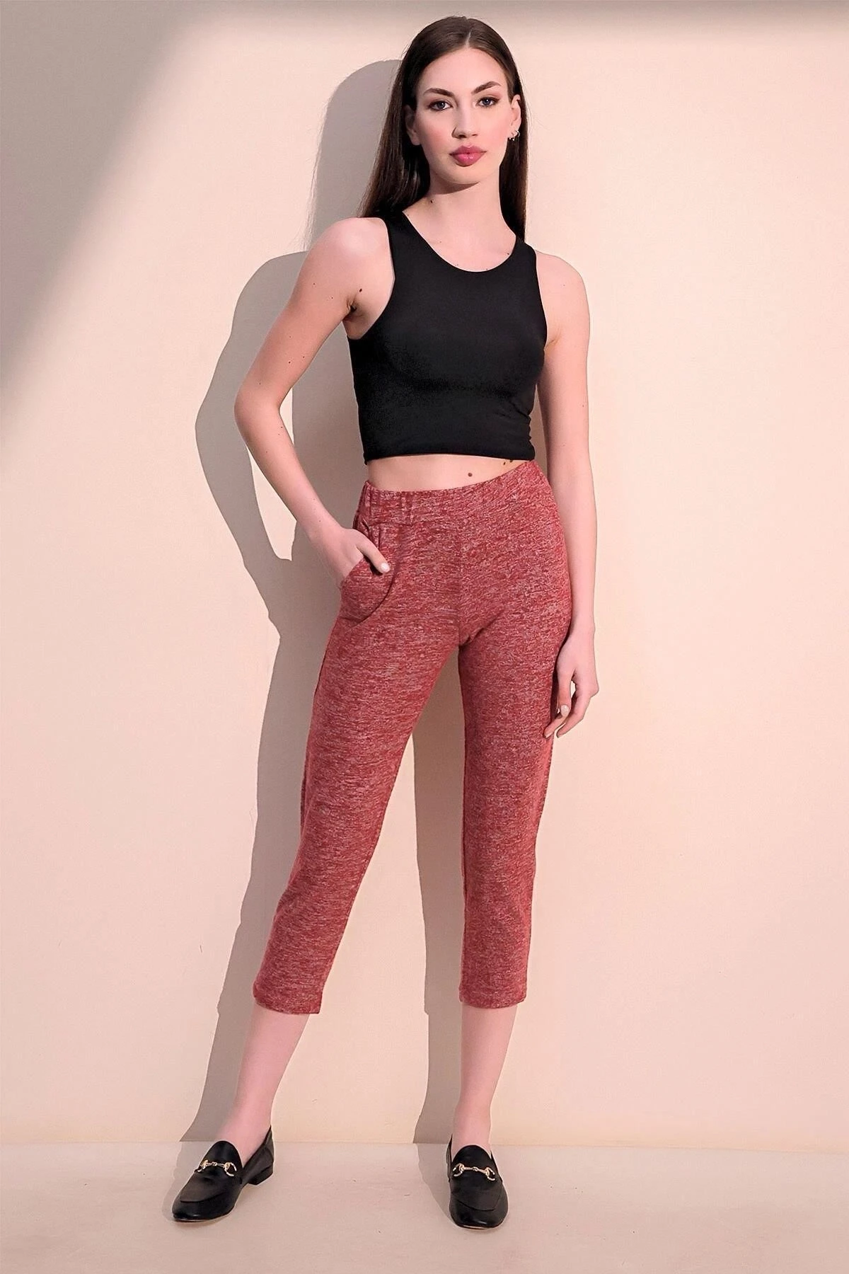 Kadın Kırmızı Beli Lastikli Cepli Yumuşak Dokulu Salaş Eşofman Altı - Düz Kesim ve Giy Çık