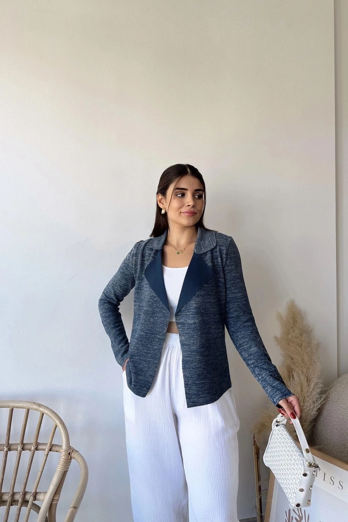 Kadın Laci Uzun Kol, Yumuşak Dokulu, Çift Taraflı Yaka, Hırka Ceket