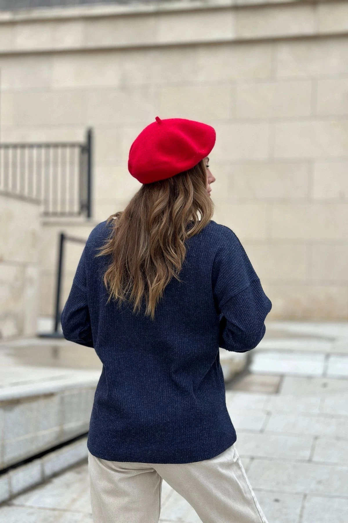 Kadın Laci Yumuşak Dokulu Düğmeli Triko Kazak, Uzun Kol, Regular Kesim, Standart Boy.