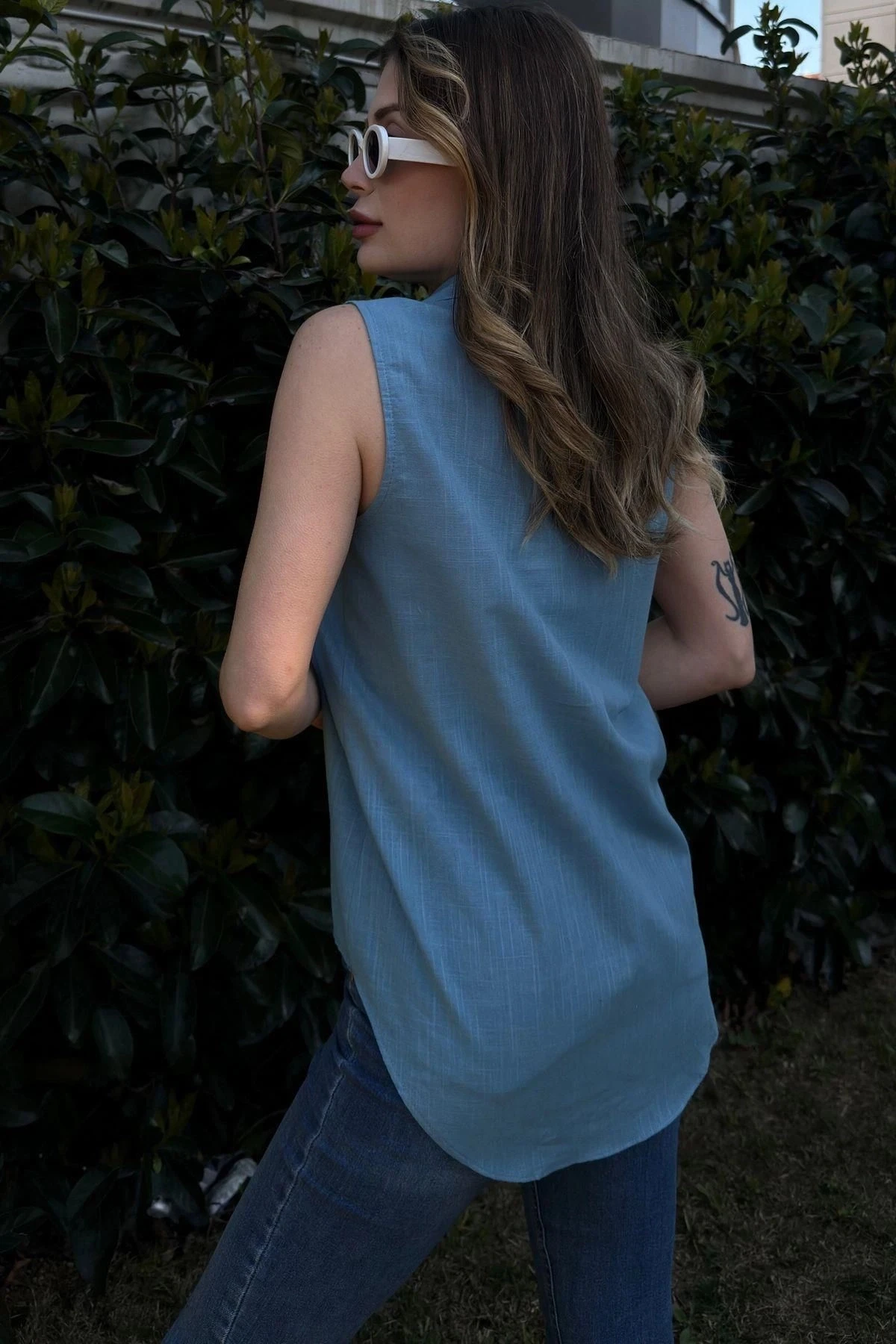 Kadın Mavi Basic Kesim, Yarım Patlı, Sıfır Kollu, Keten Bluz