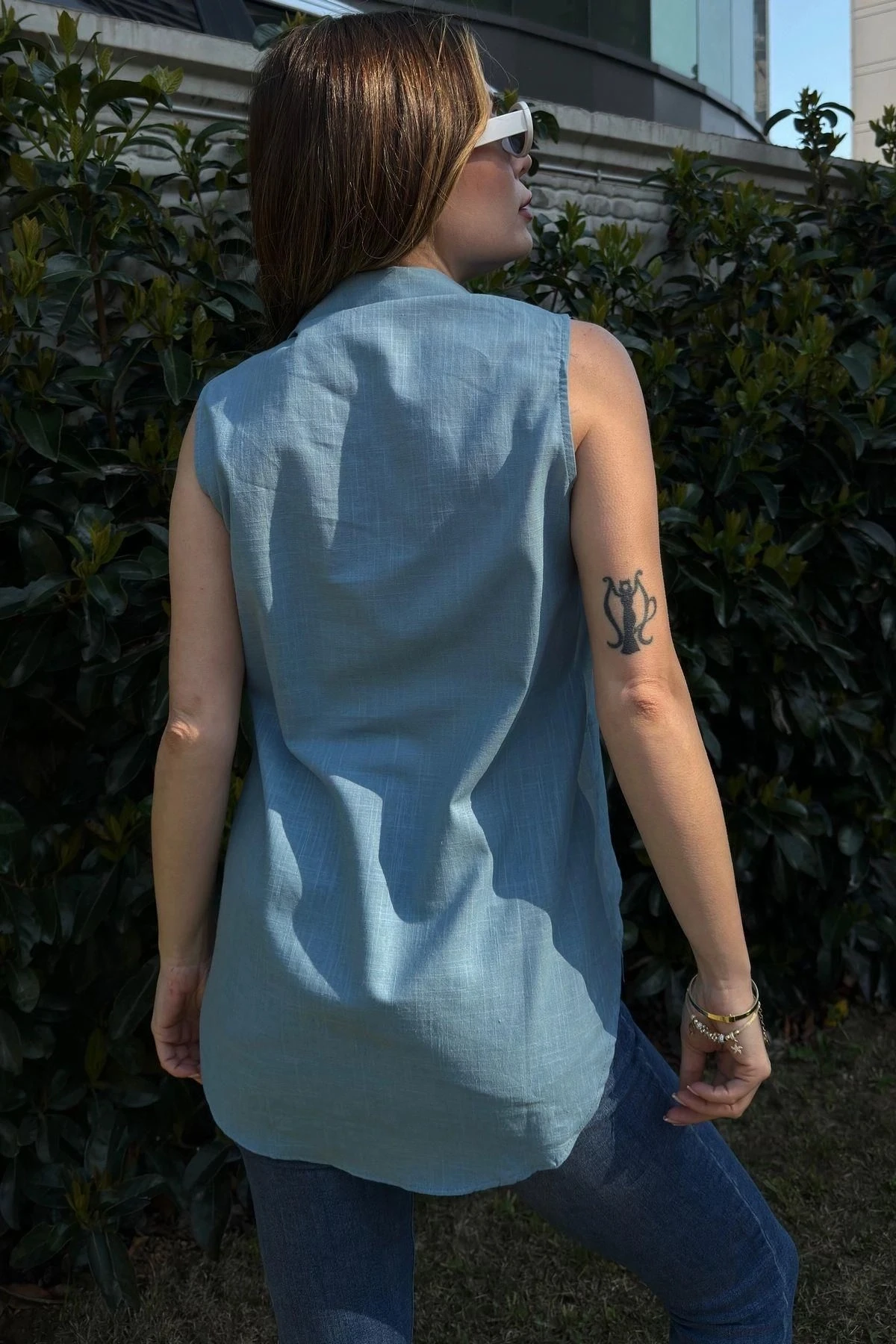 Kadın Mavi Basic Kesim, Yarım Patlı, Sıfır Kollu, Keten Bluz