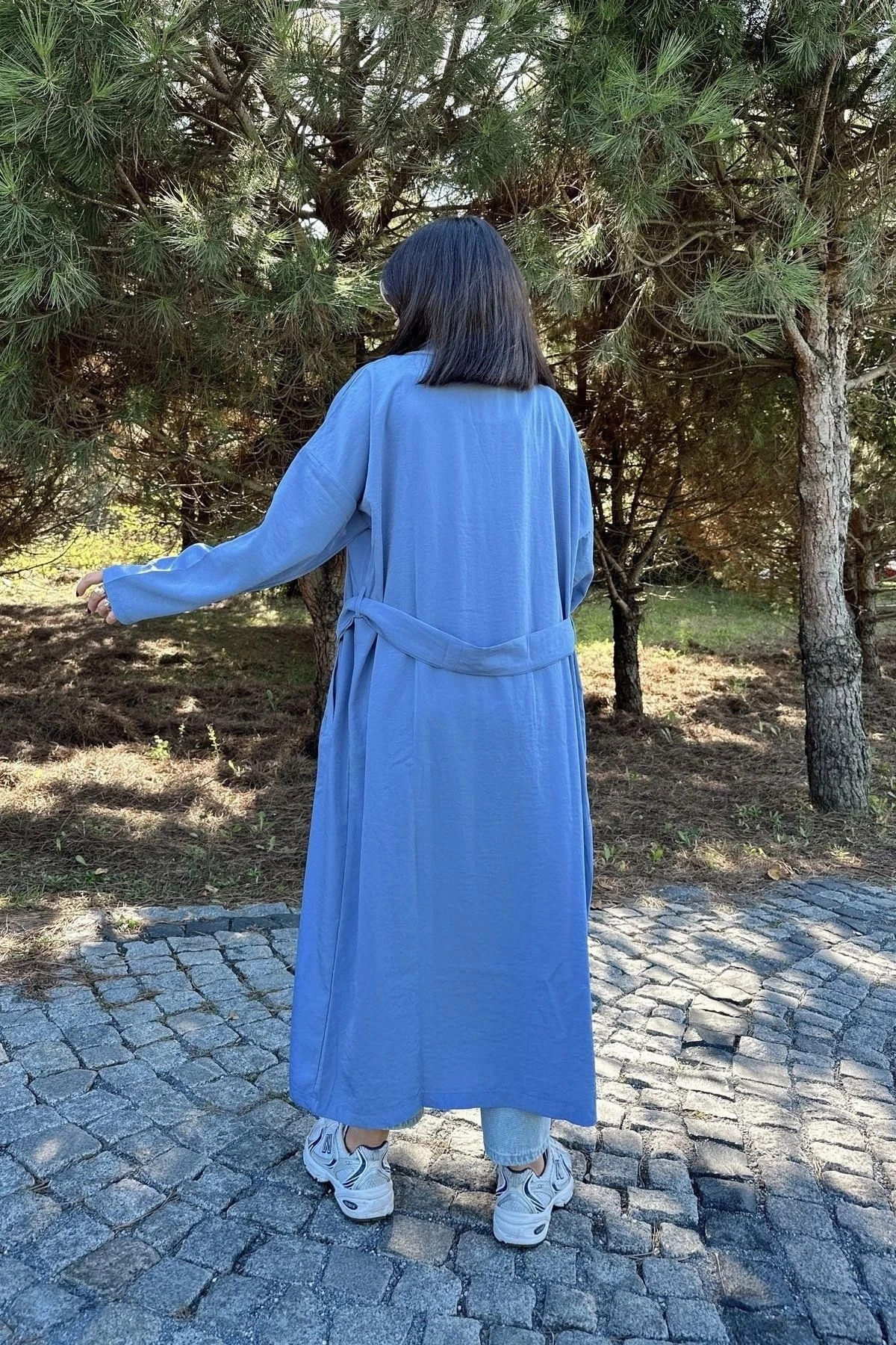 Kadın Mavi Kruvaze Yaka, Kemerli, Cepli, Salaş Kesim Uzun Trençkot