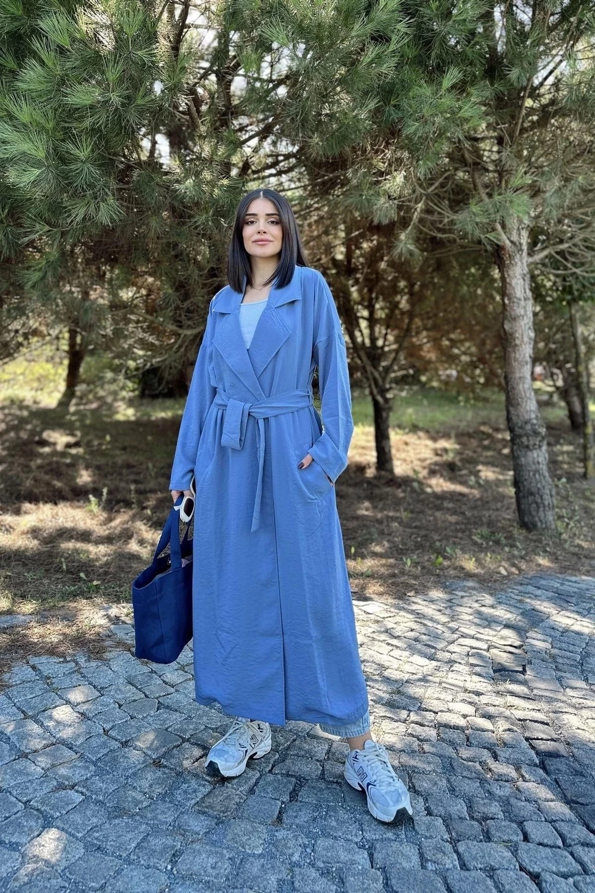 Kadın Mavi Kruvaze Yaka, Kemerli, Cepli, Salaş Kesim Uzun Trençkot