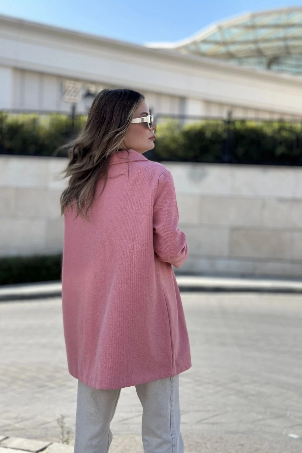 Kadın Pembe Astarlı, Kruvaze Ceket Yaka, Tek Düğme, Rahat Kalıp, Fitilli Kaşe Kumaş Kaban