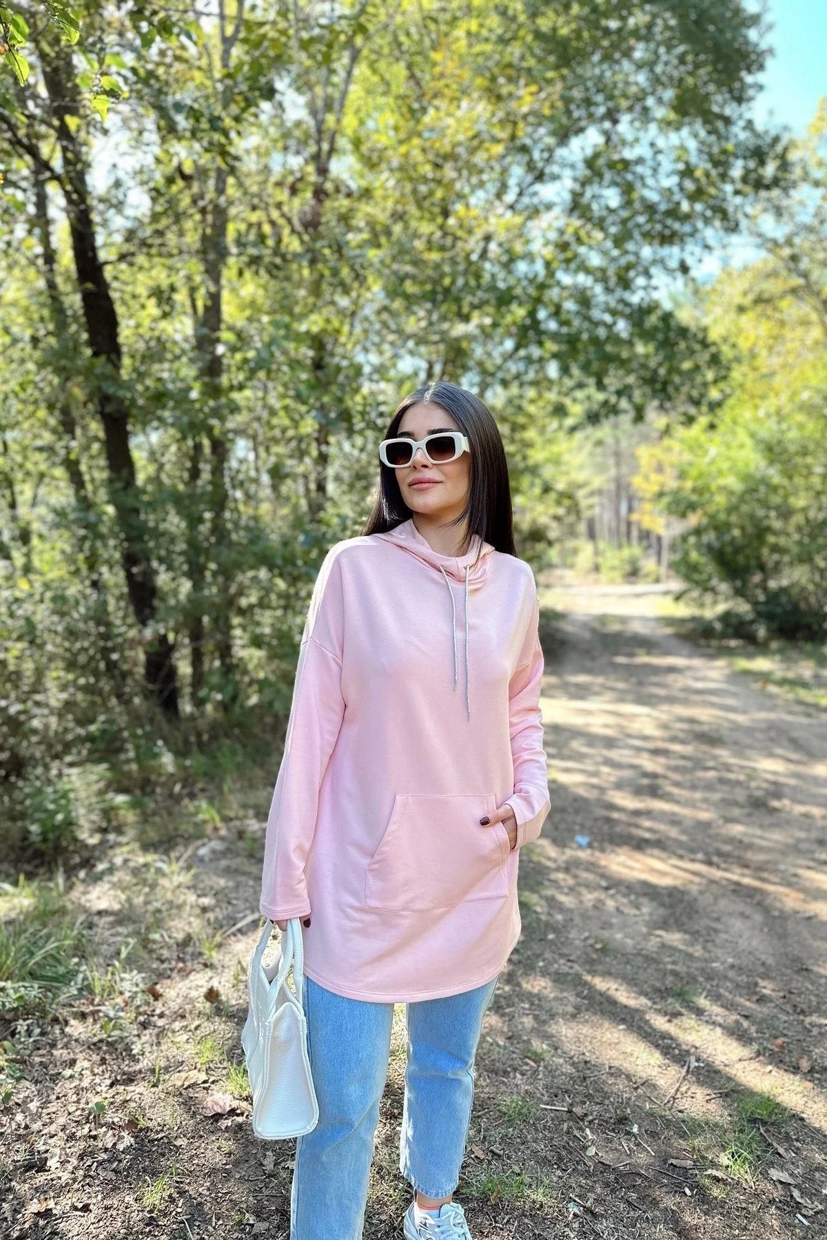 Kadın Pudra Uzun Kol, Yakası Bağcıklı, Kapüşonlu, Kanguru Cep, Salaş, Uzun Tunik Sweatshirt