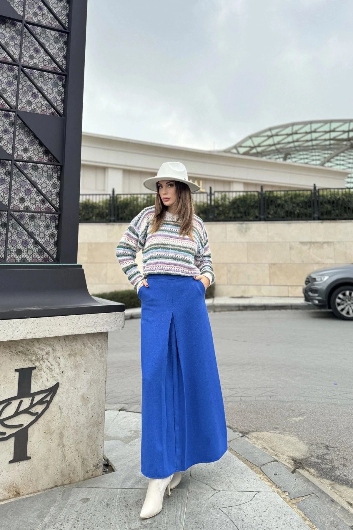 Kadın Saks Önü Plise Detaylı, A Kesim, Arkası Fermuar Kapamalı, Uzun Kaşe Etek