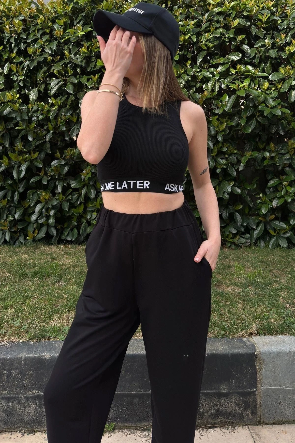 Kadın Siyah Beli Lastikli, Cepli, Paçası Pliseli, Salaş Pantolon