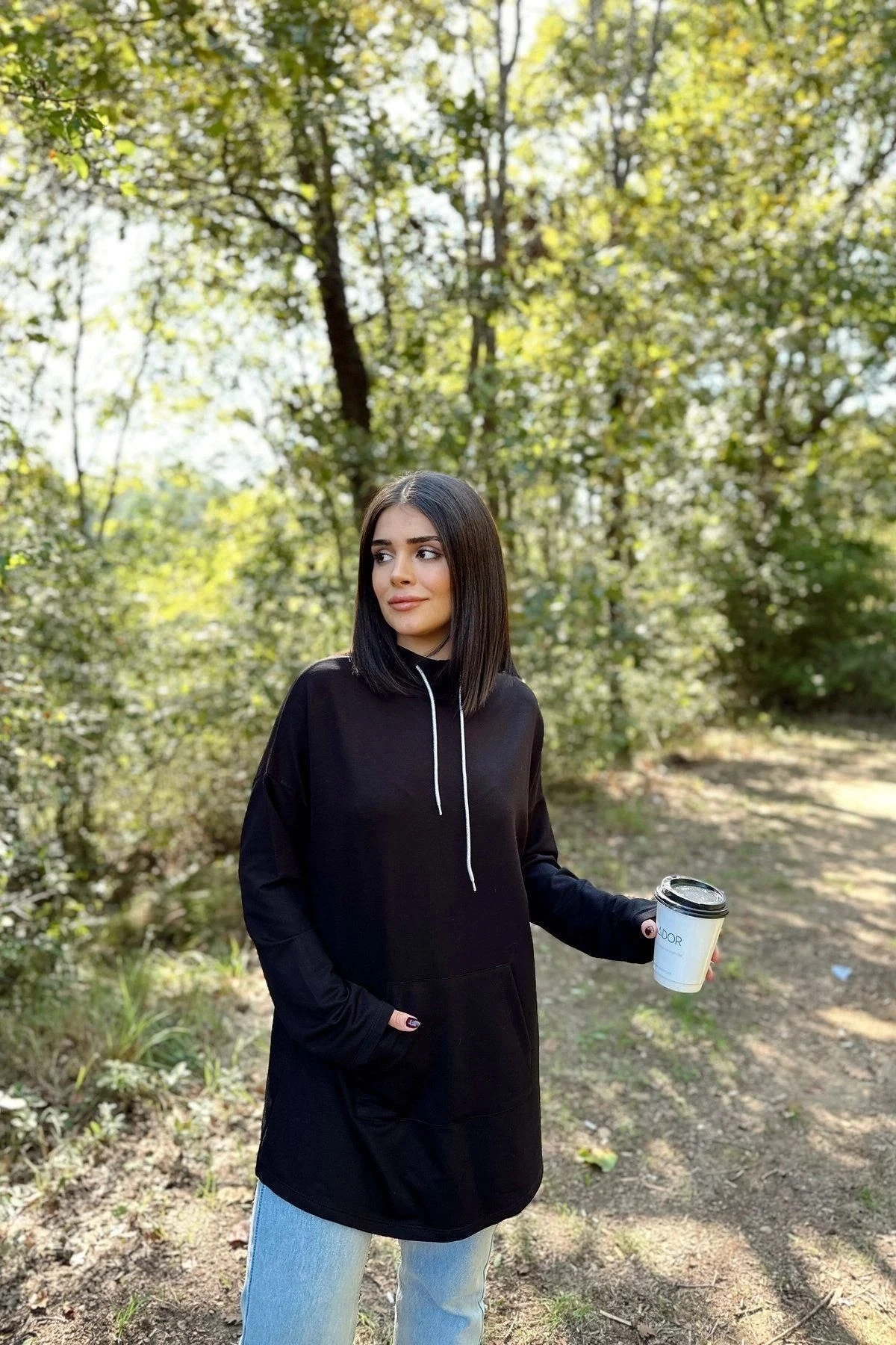 Kadın Siyah Uzun Kol, Yakası Bağcıklı, Kapüşonlu, Kanguru Cep, Salaş, Uzun Tunik Sweatshirt