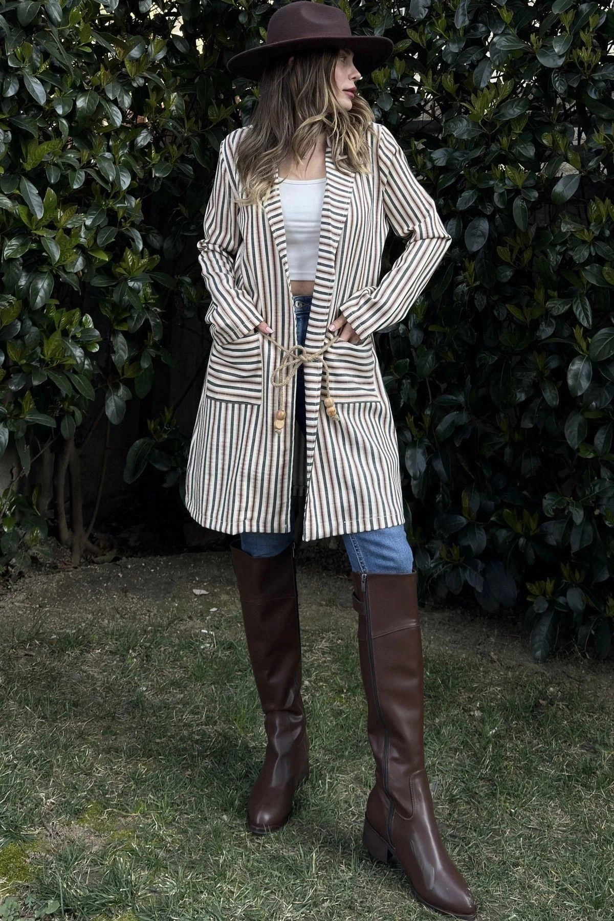 Kadın Somon & Ekru Çizgili, Hasır İp Kemerli, İki Cepli, Uzun Keten Ceket